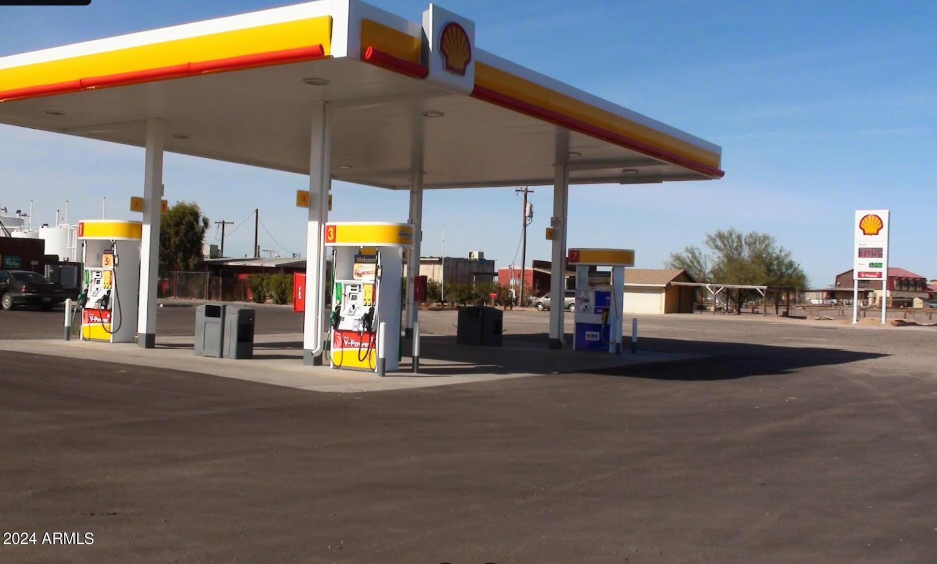 365XX W Superior Avenue Unit: .