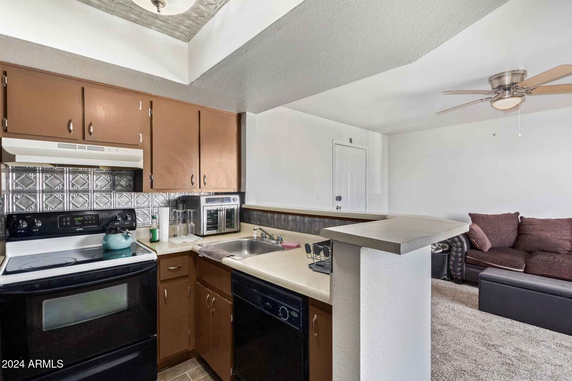 3601 W Tierra Buena Lane, 248