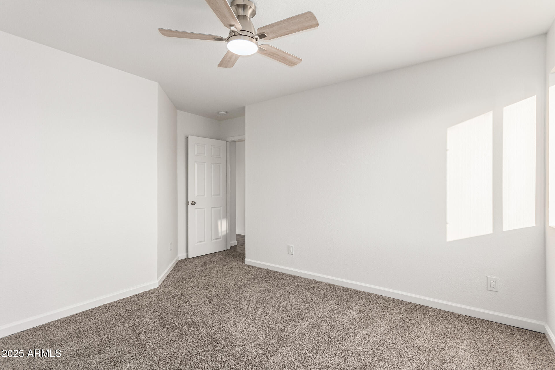16442 N 59TH Place