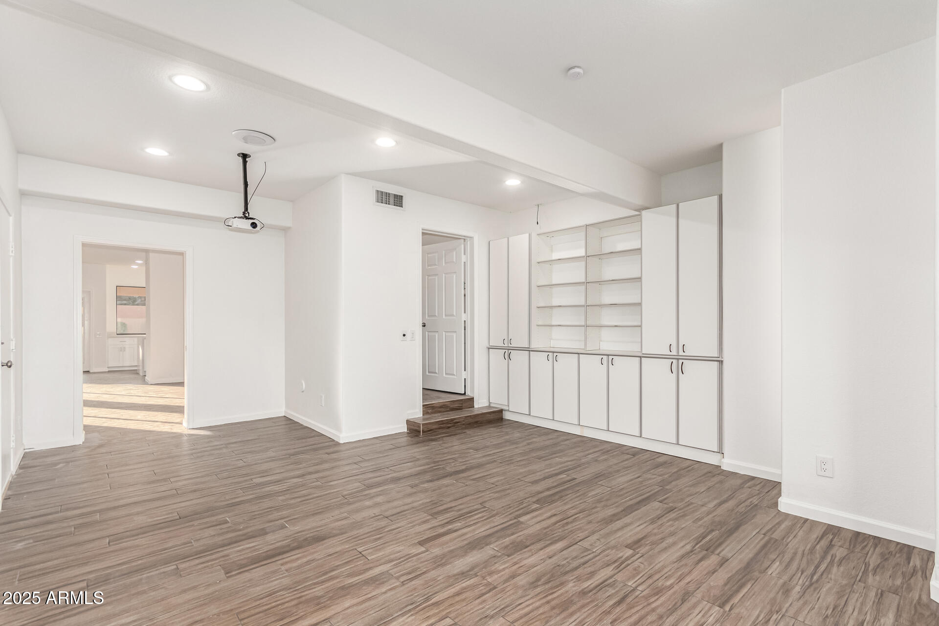 16442 N 59TH Place