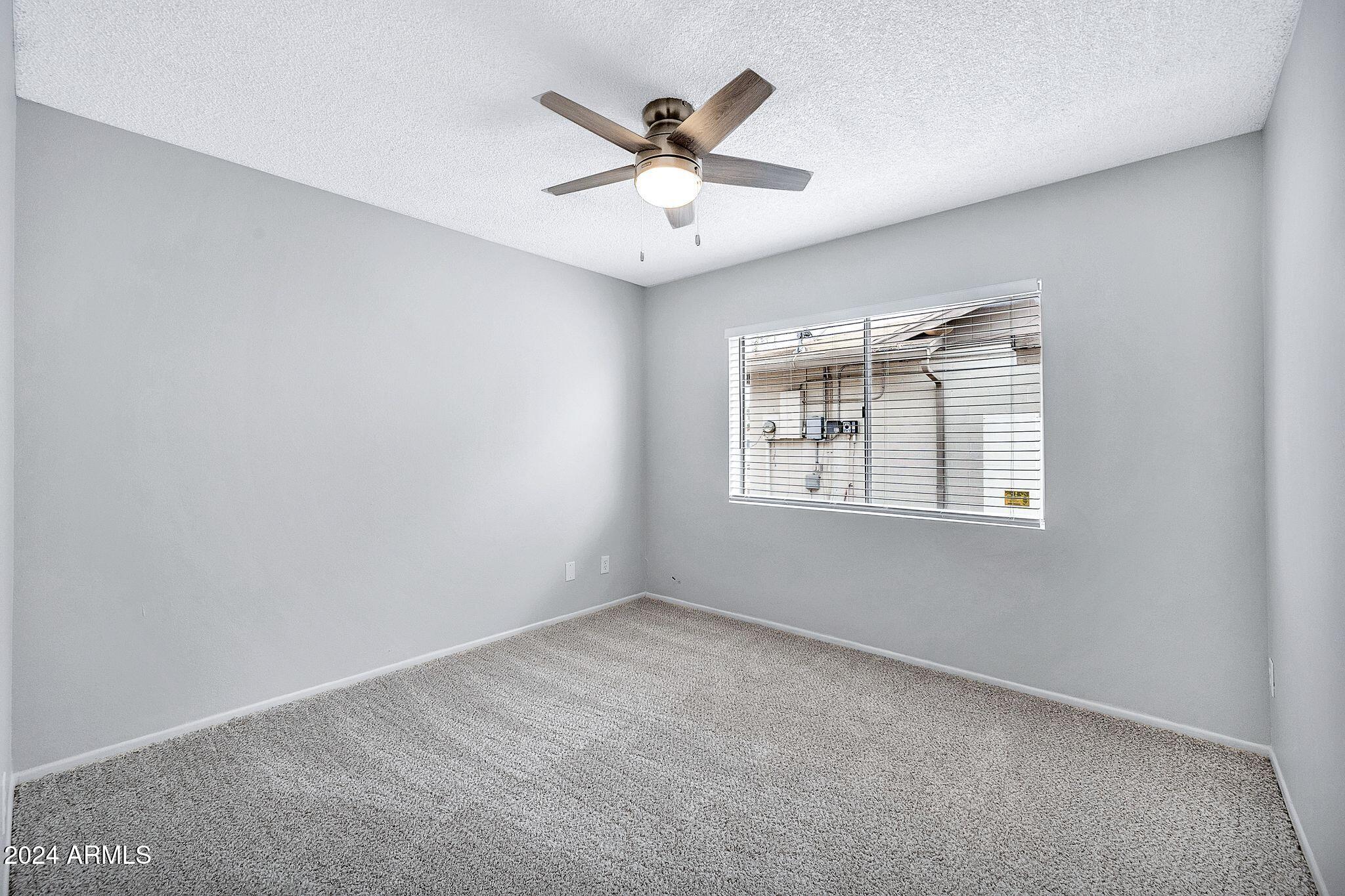 5719 W CHOLLA Street