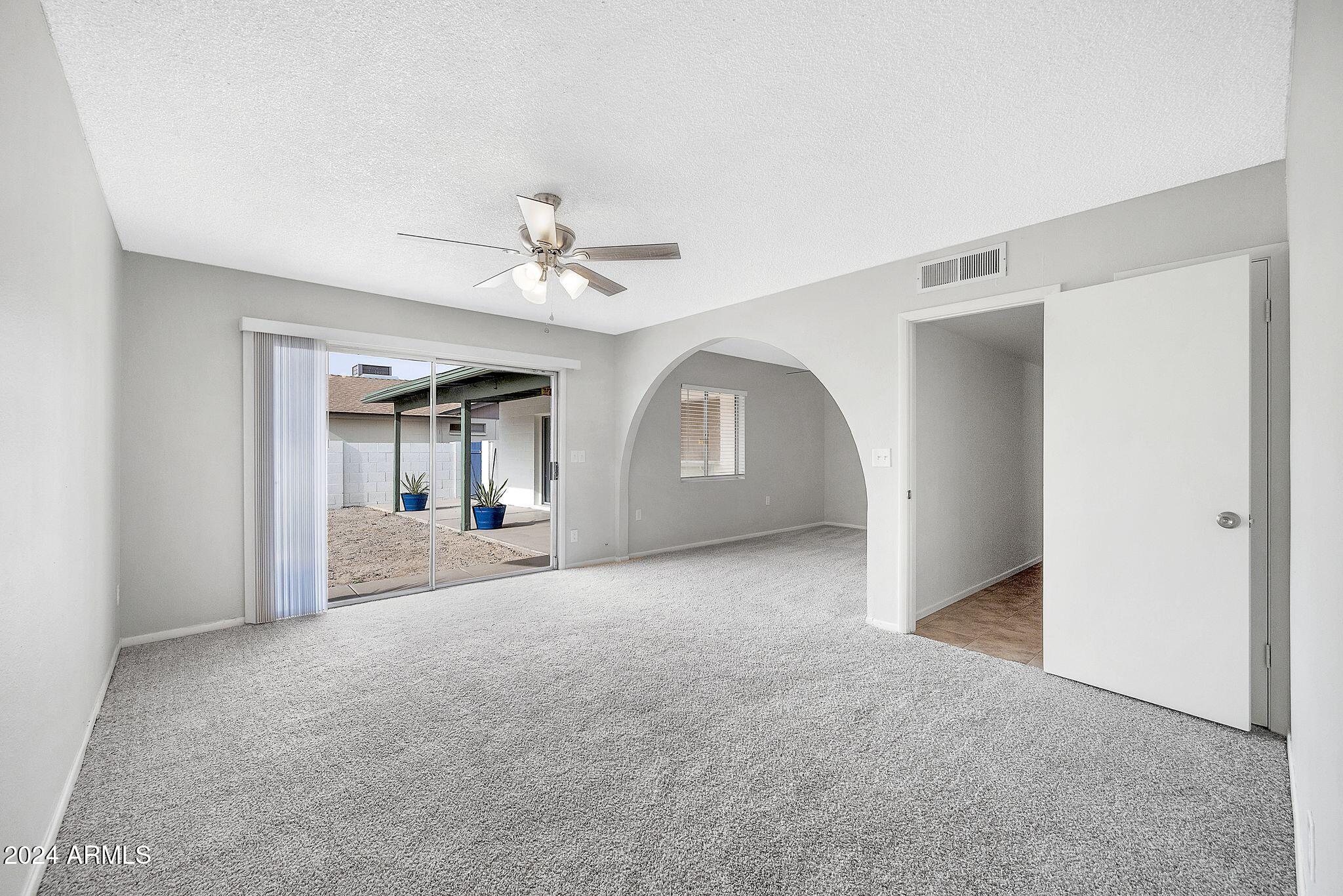 5719 W CHOLLA Street