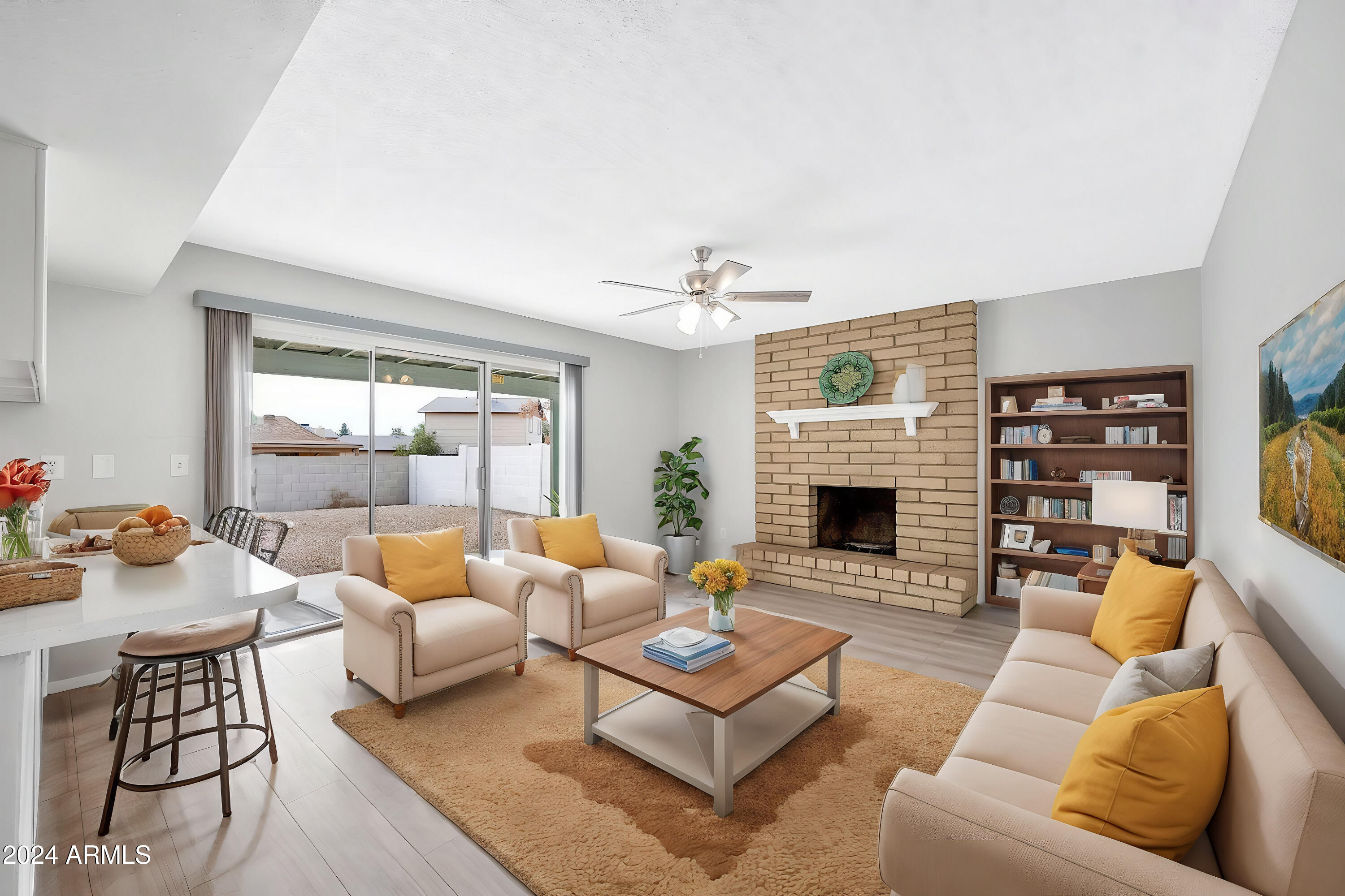 5719 W CHOLLA Street