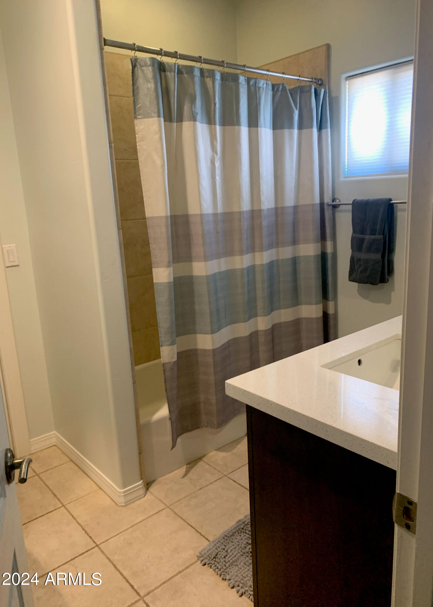 6601 E PARADISE Drive