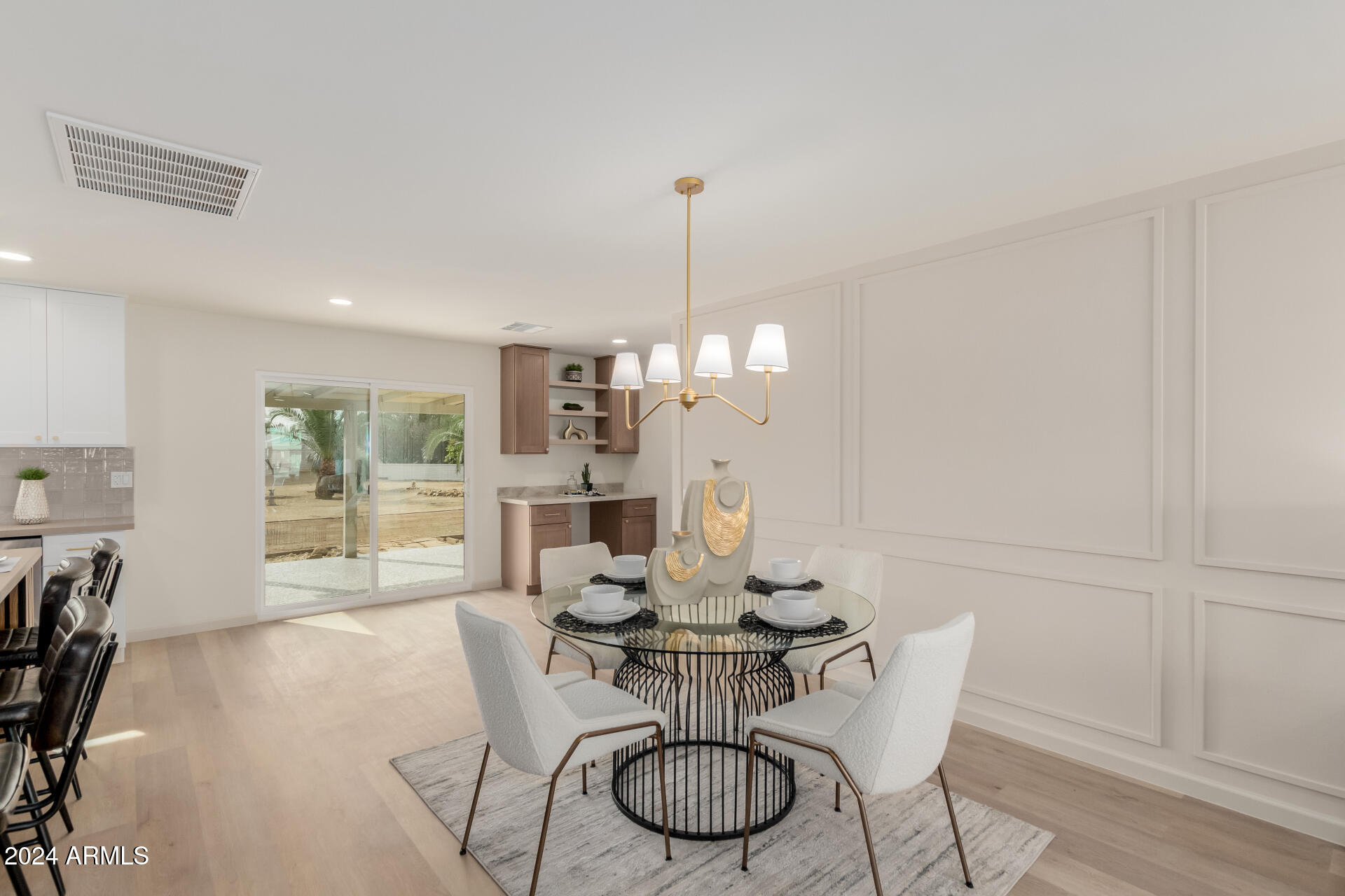 11402 N ARBOR Court
