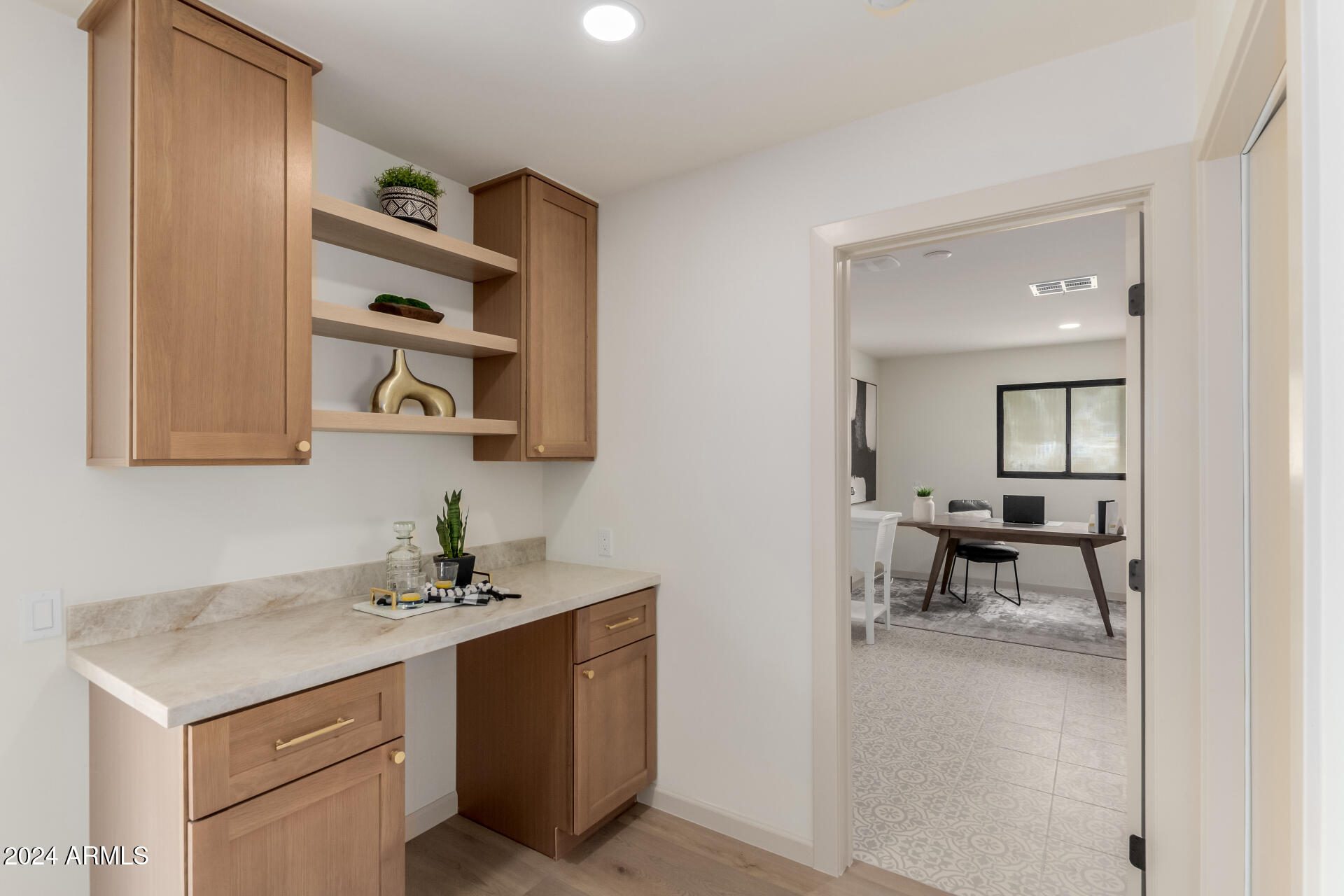 11402 N ARBOR Court
