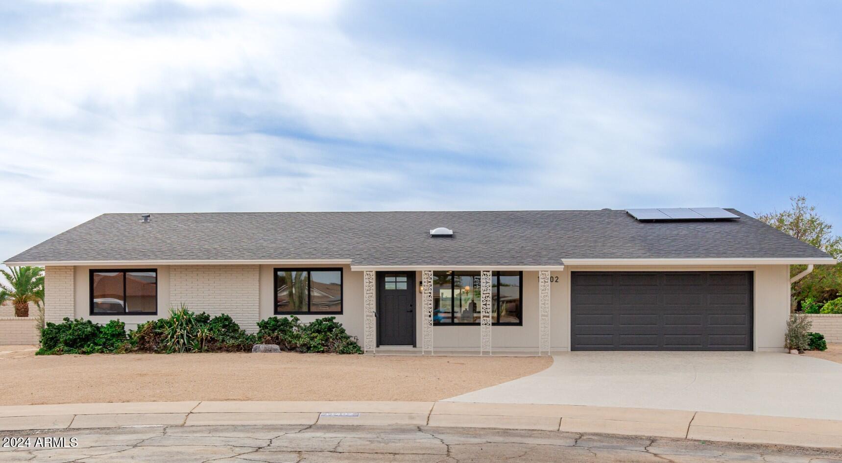 11402 N ARBOR Court