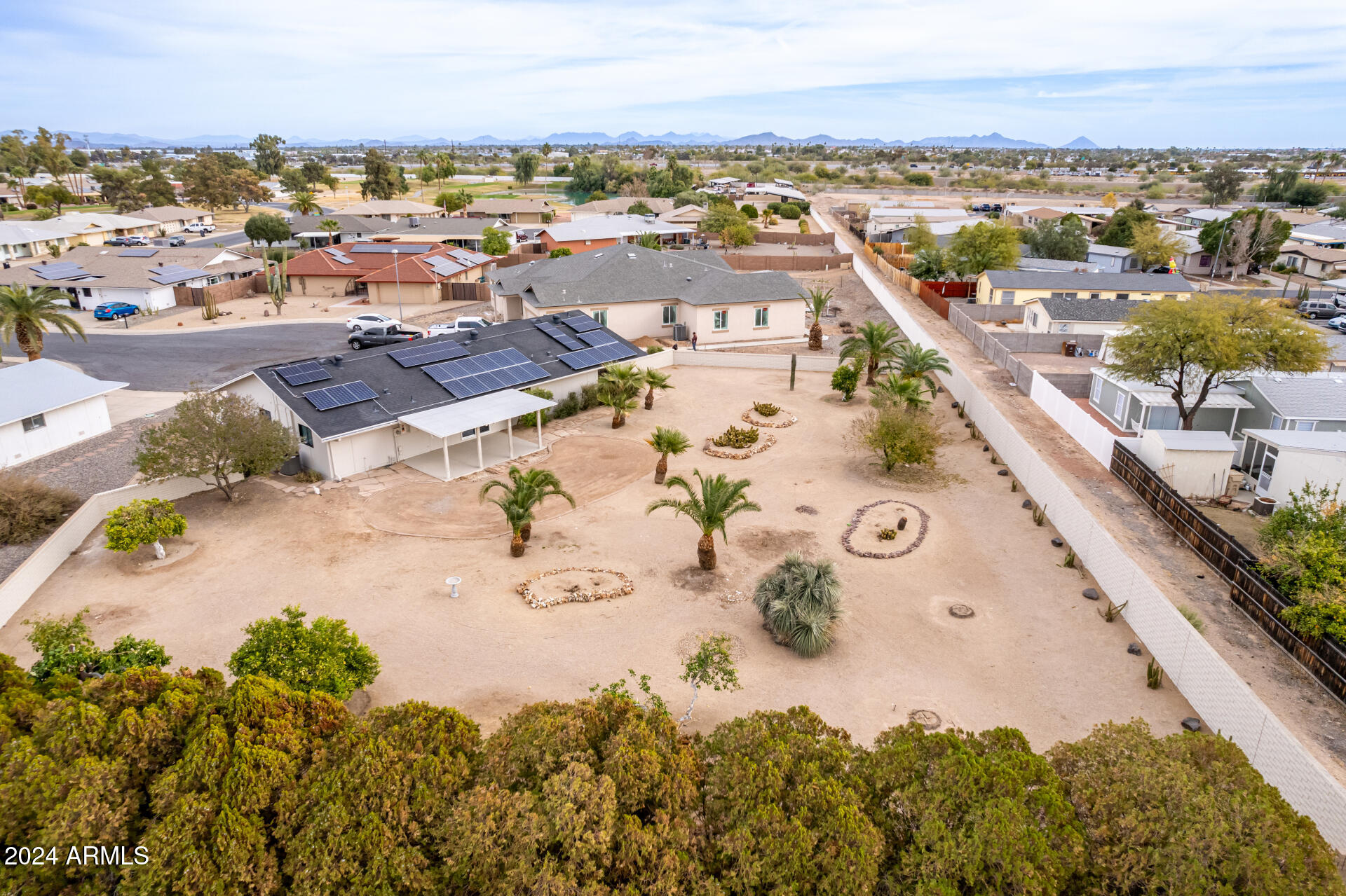 11402 N ARBOR Court