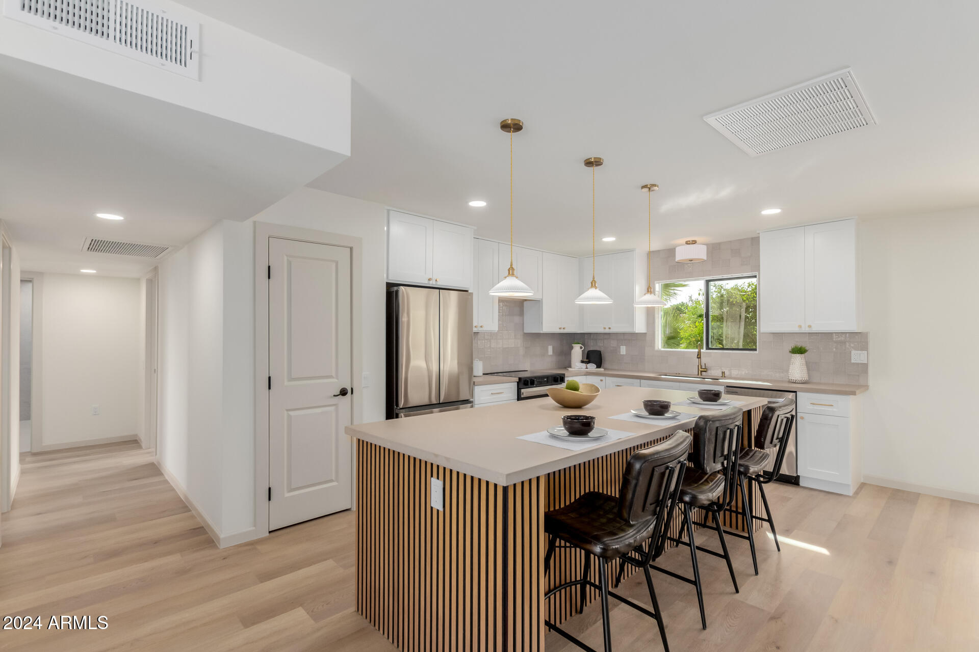 11402 N ARBOR Court