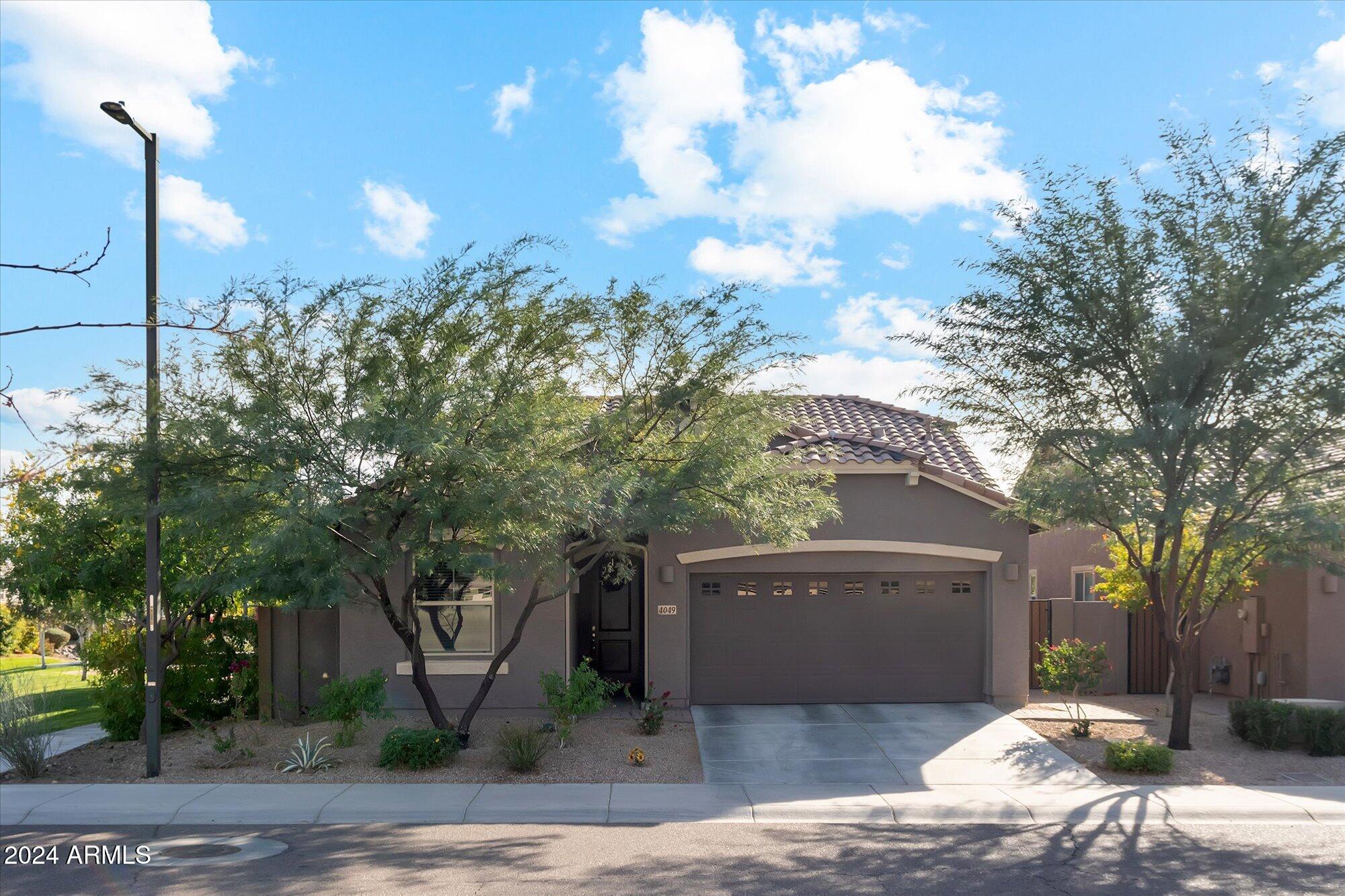 4049 E ROY ROGERS Road