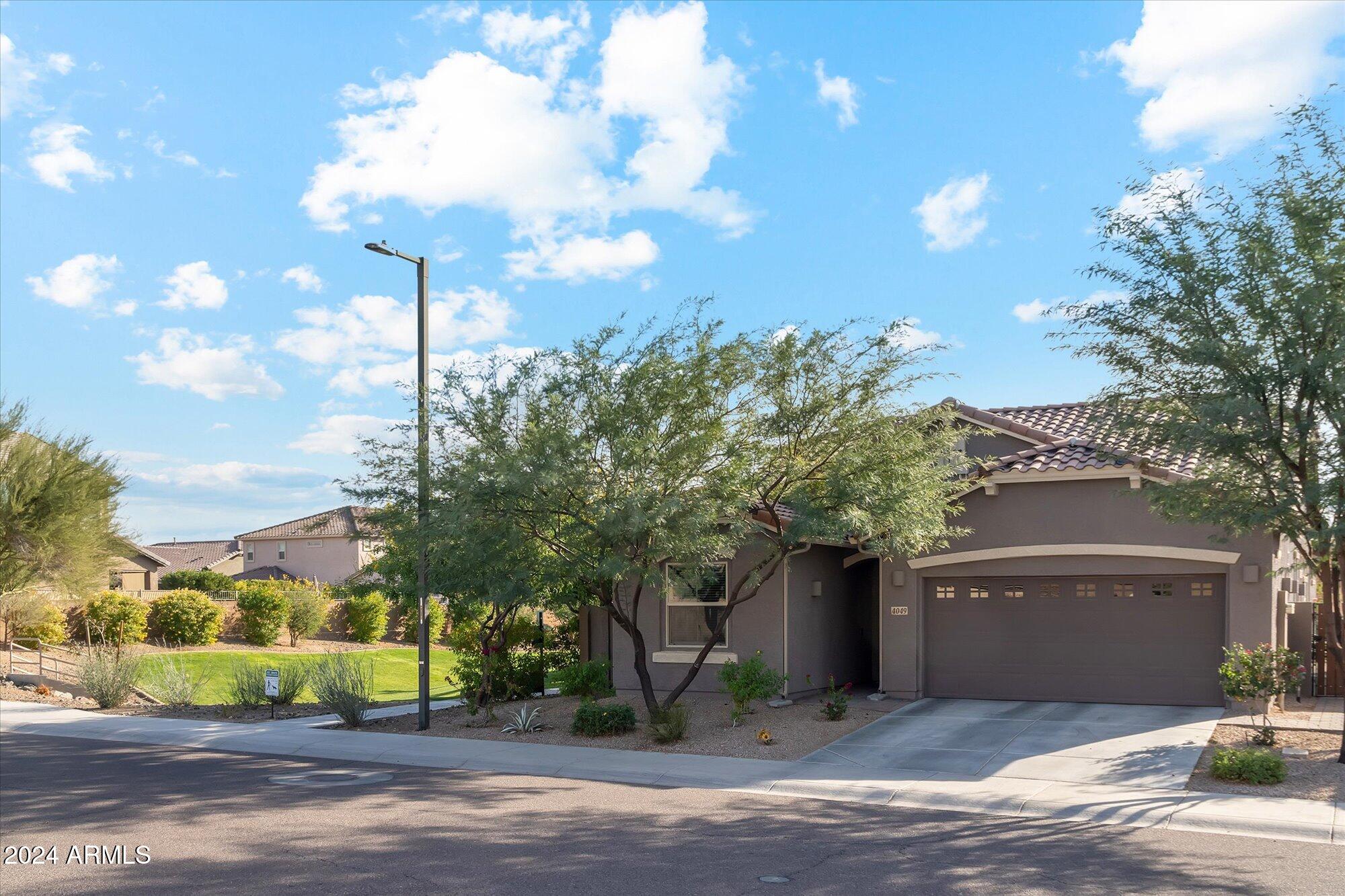 4049 E ROY ROGERS Road