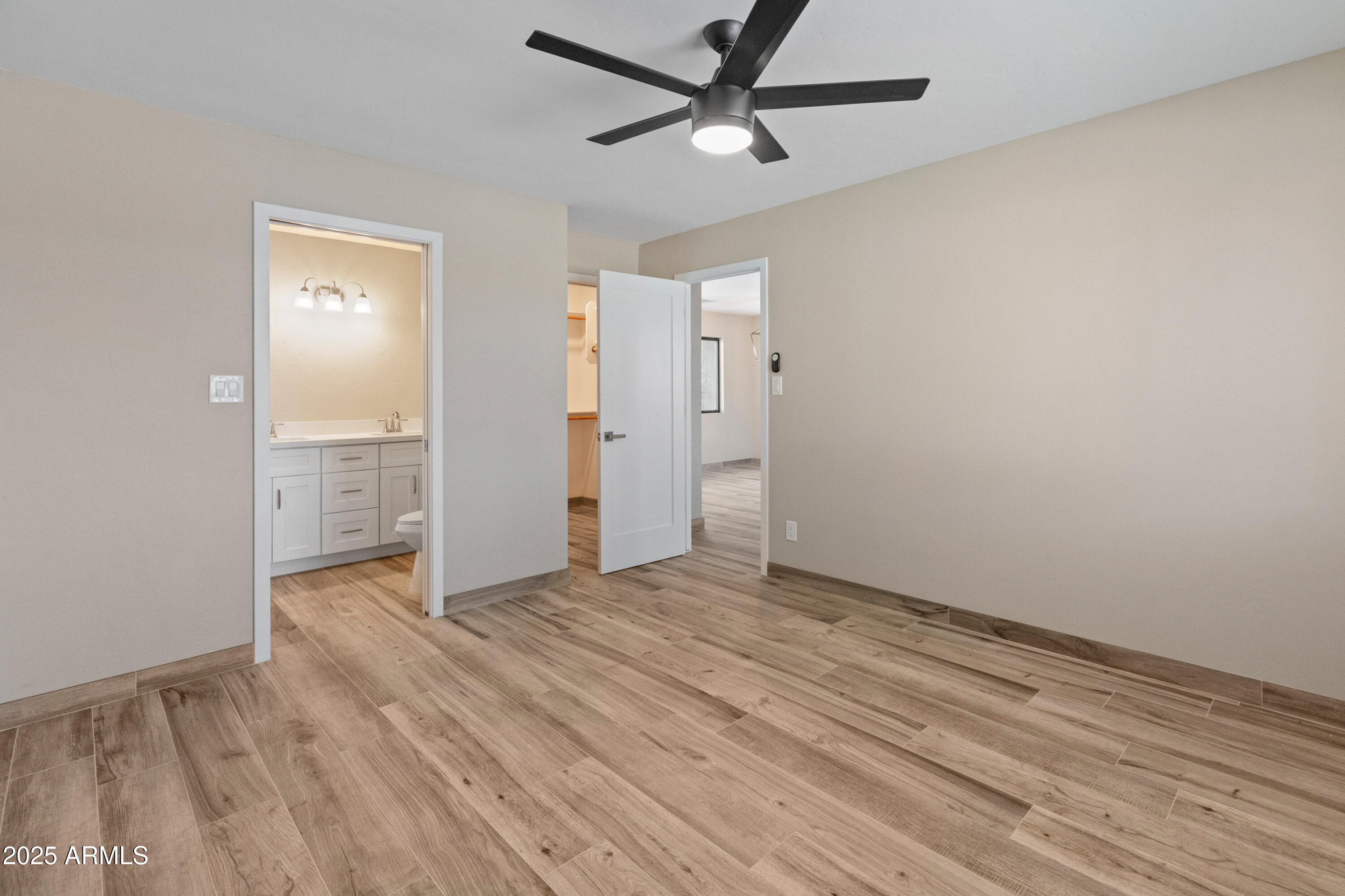 8236 E Orange Blossom Lane