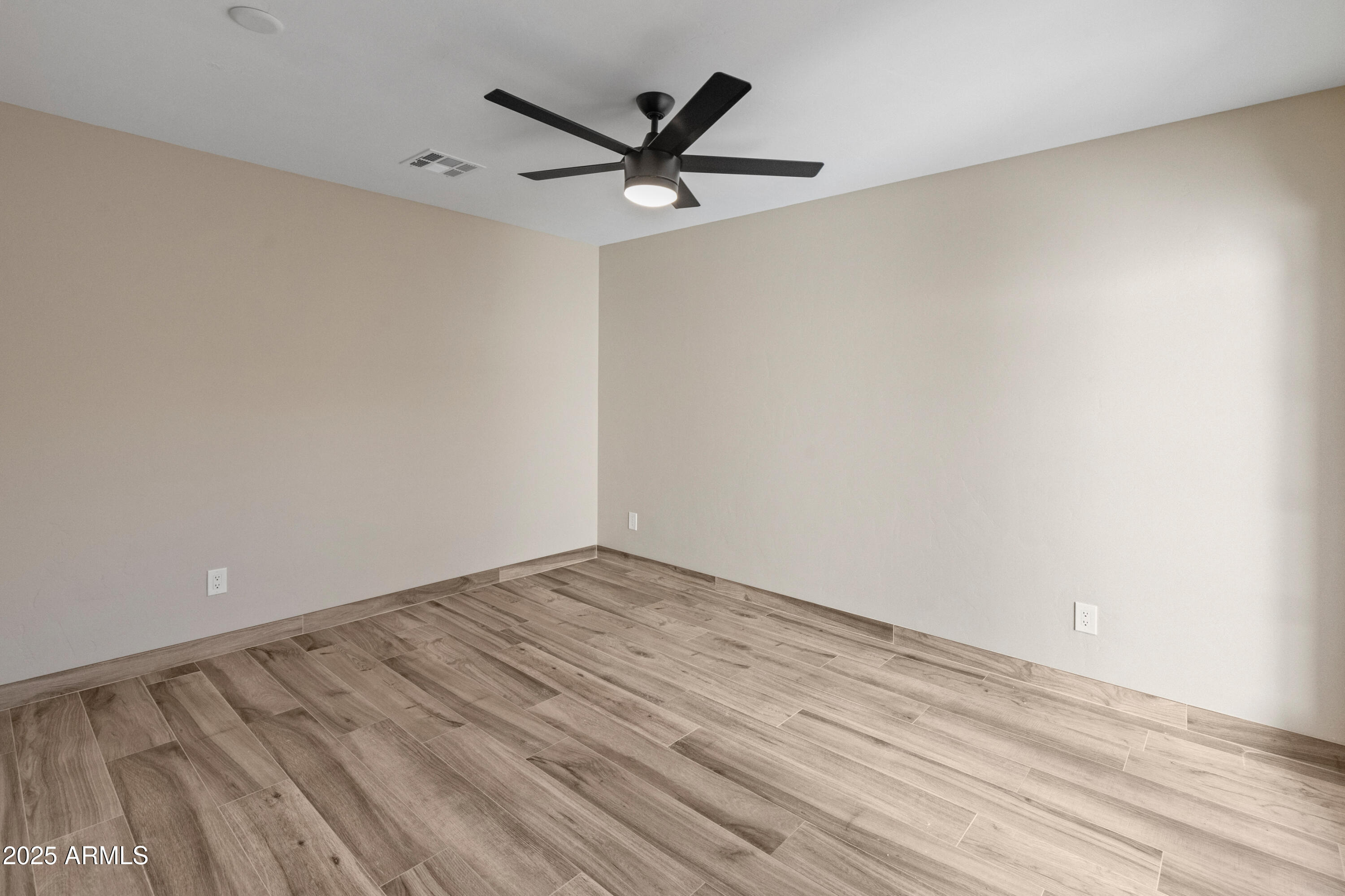 8236 E Orange Blossom Lane