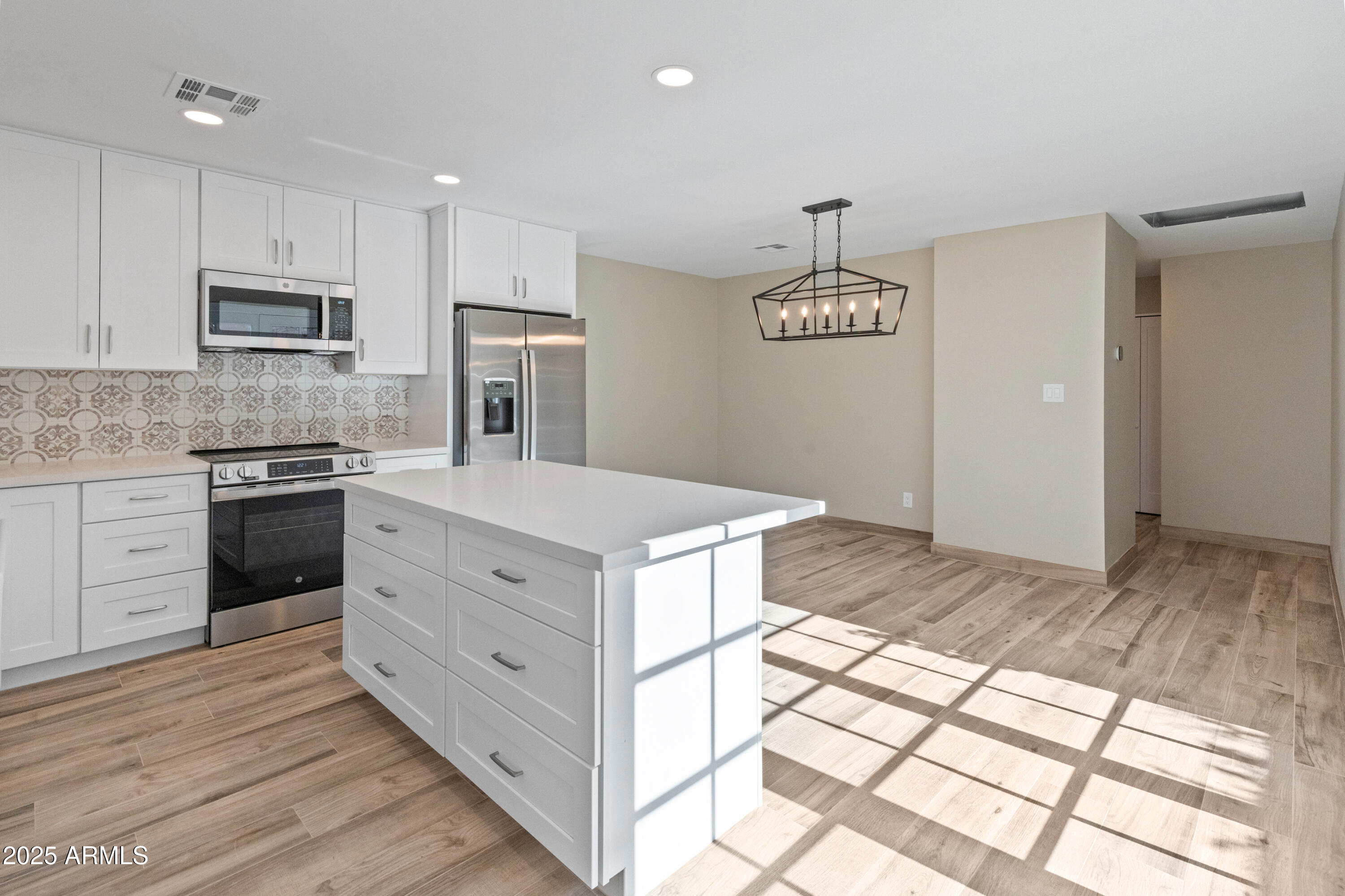 8236 E Orange Blossom Lane