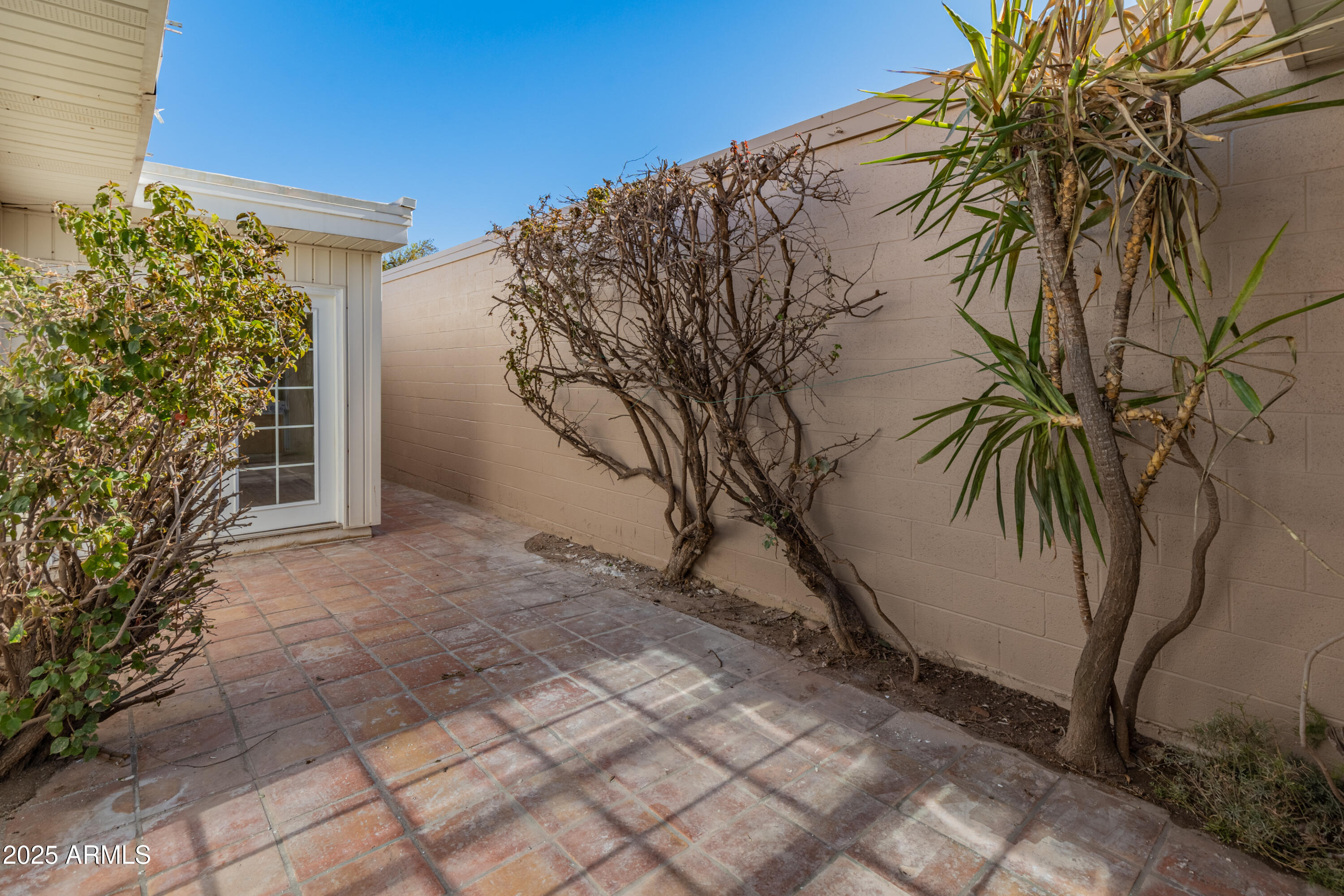 8236 E Orange Blossom Lane