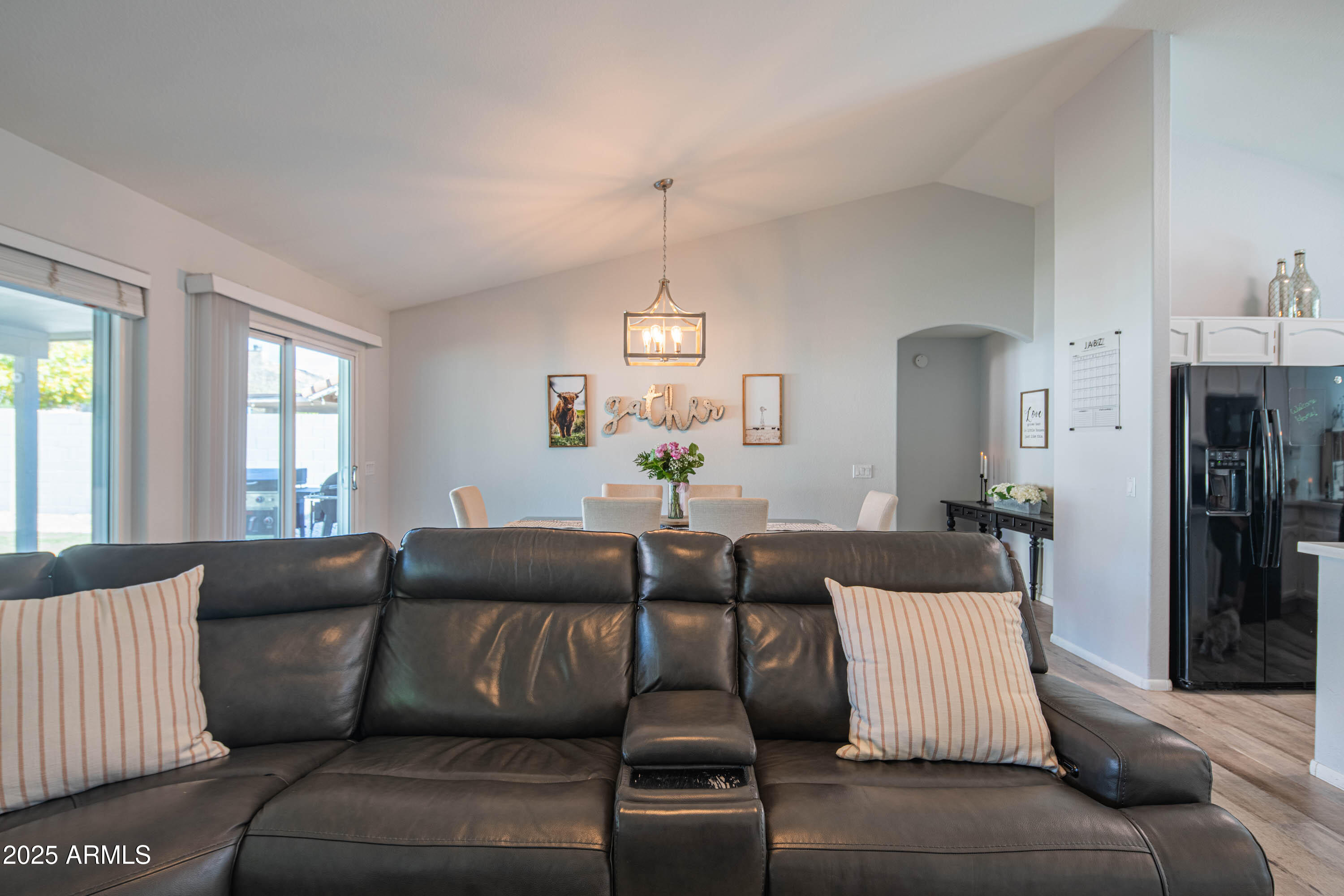 4550 E CHARLESTON Avenue