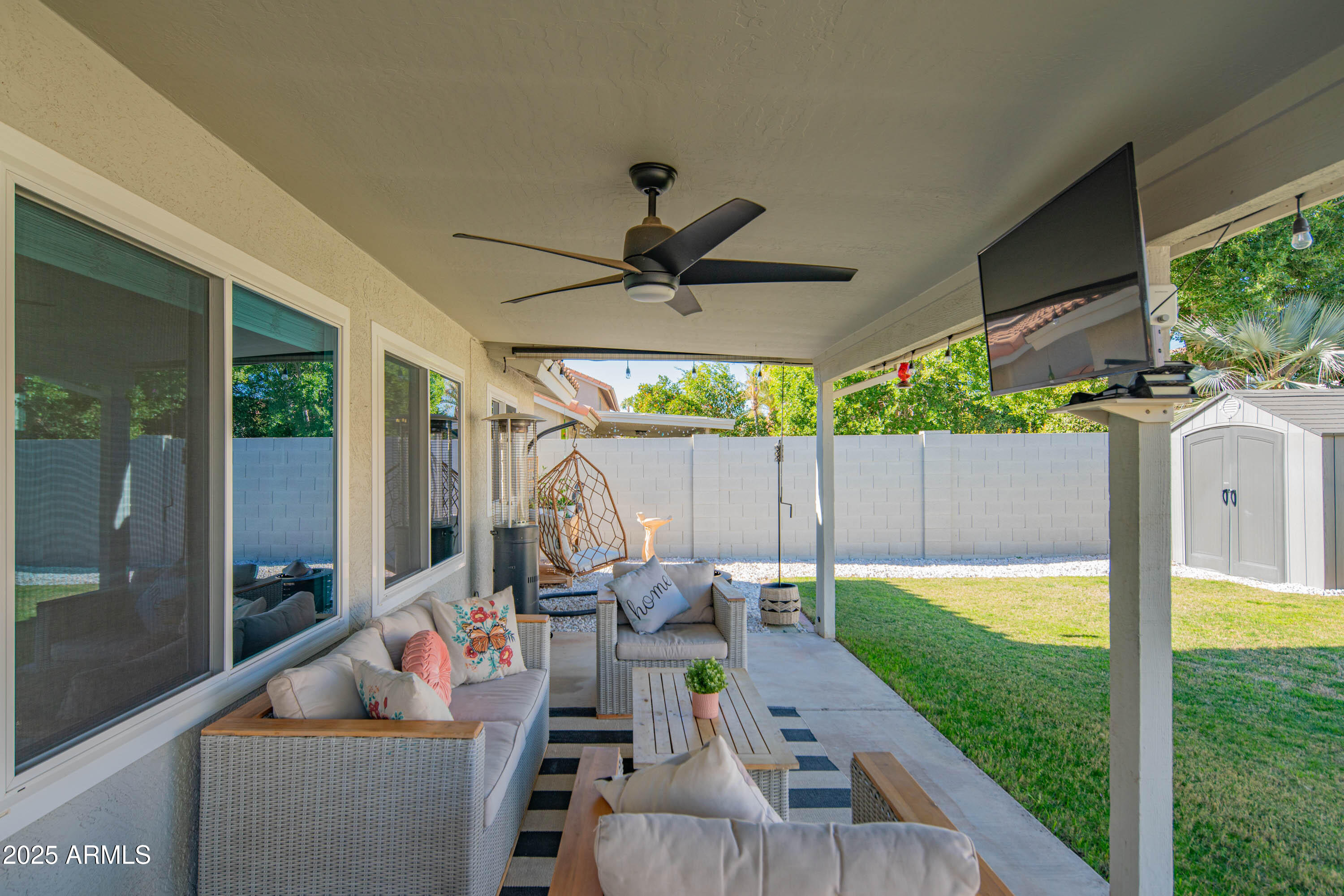 4550 E CHARLESTON Avenue