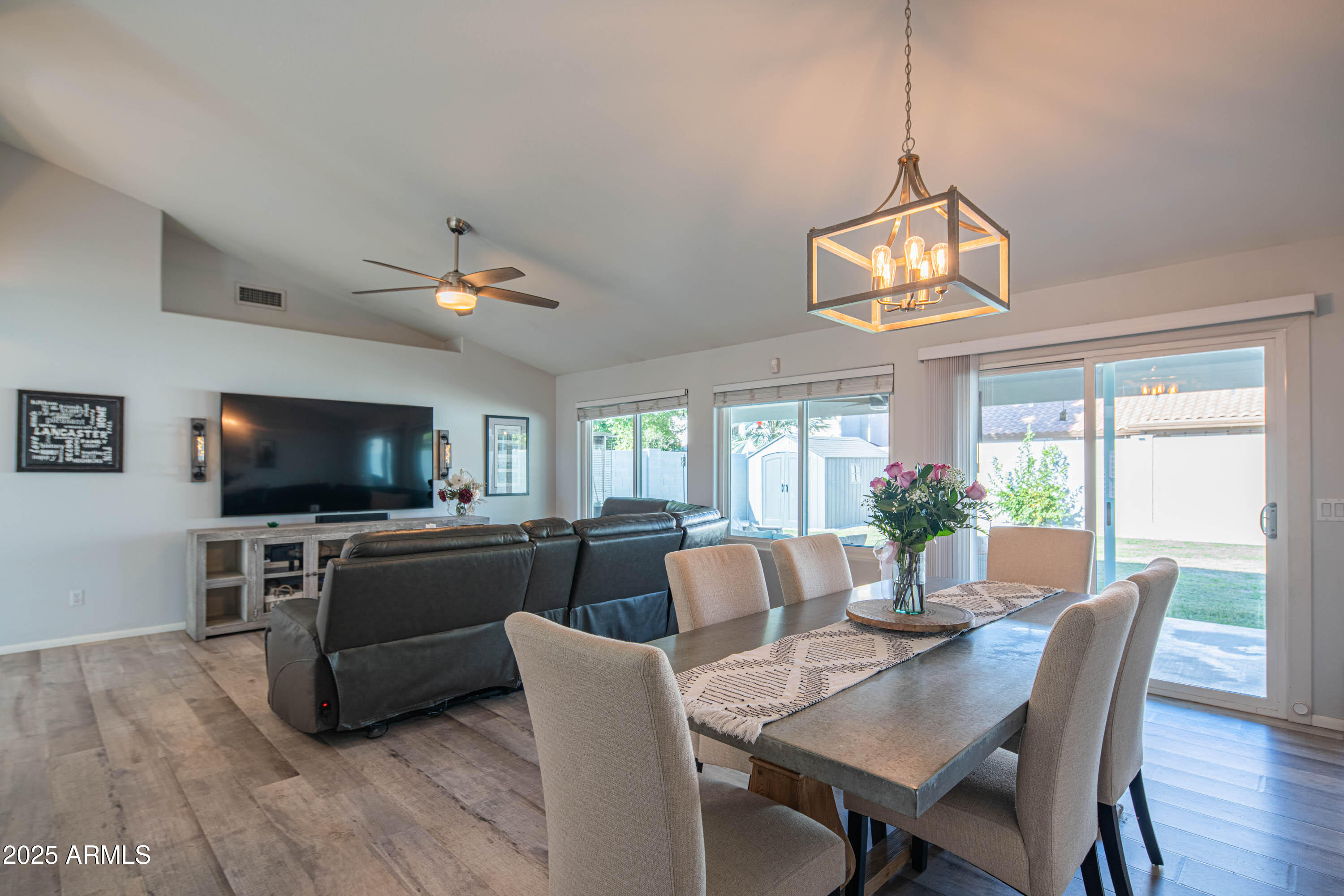 4550 E CHARLESTON Avenue