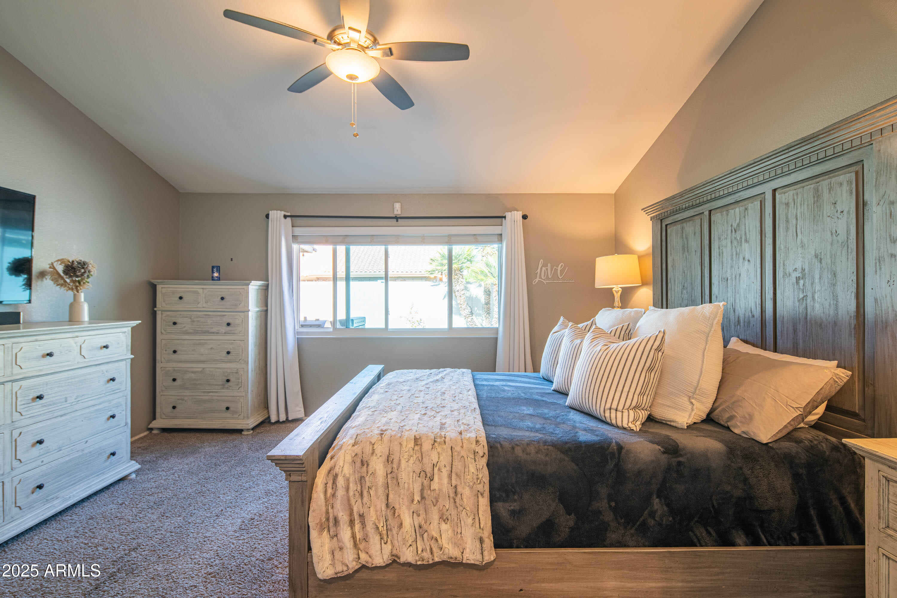 4550 E CHARLESTON Avenue