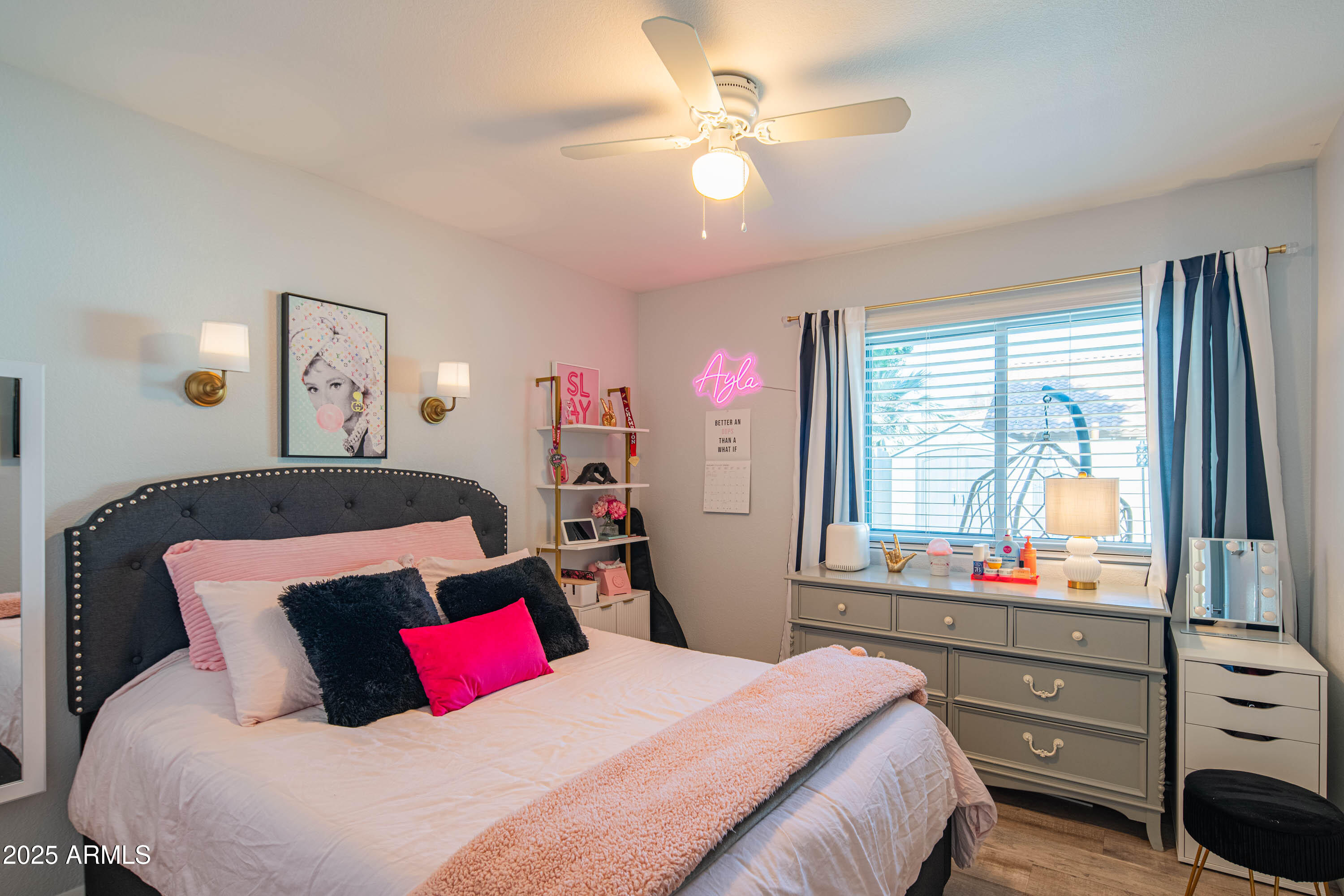 4550 E CHARLESTON Avenue