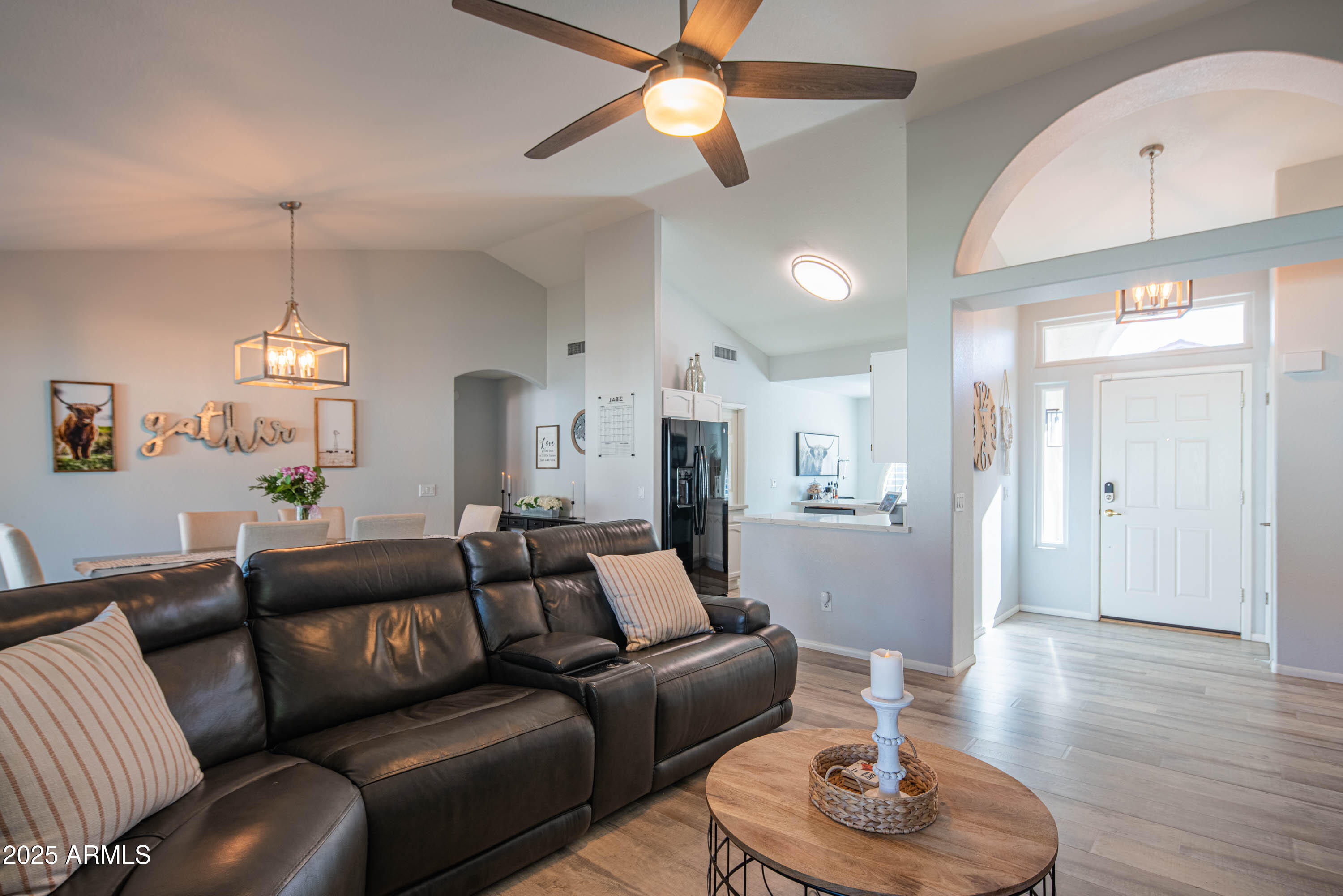 4550 E CHARLESTON Avenue