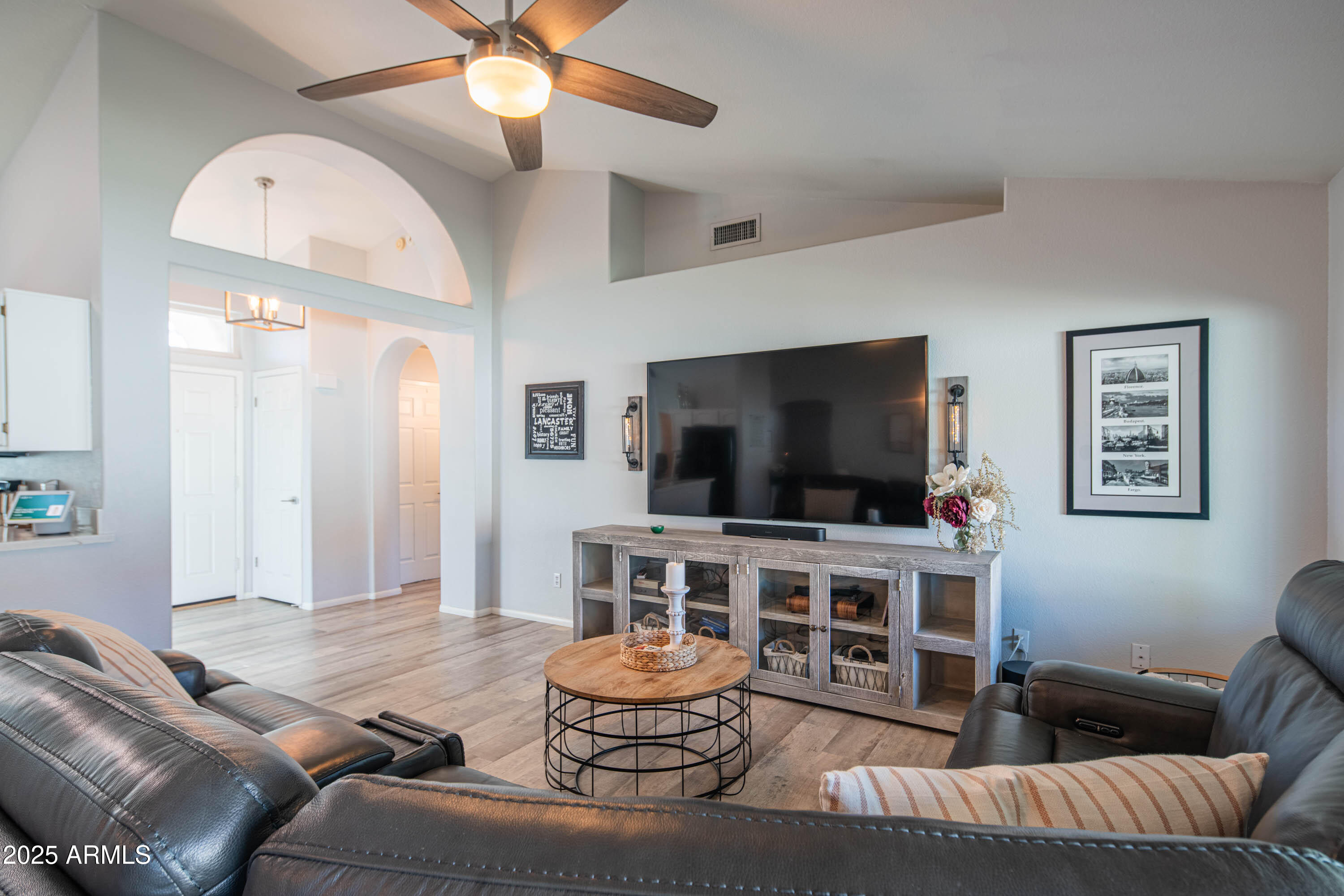 4550 E CHARLESTON Avenue