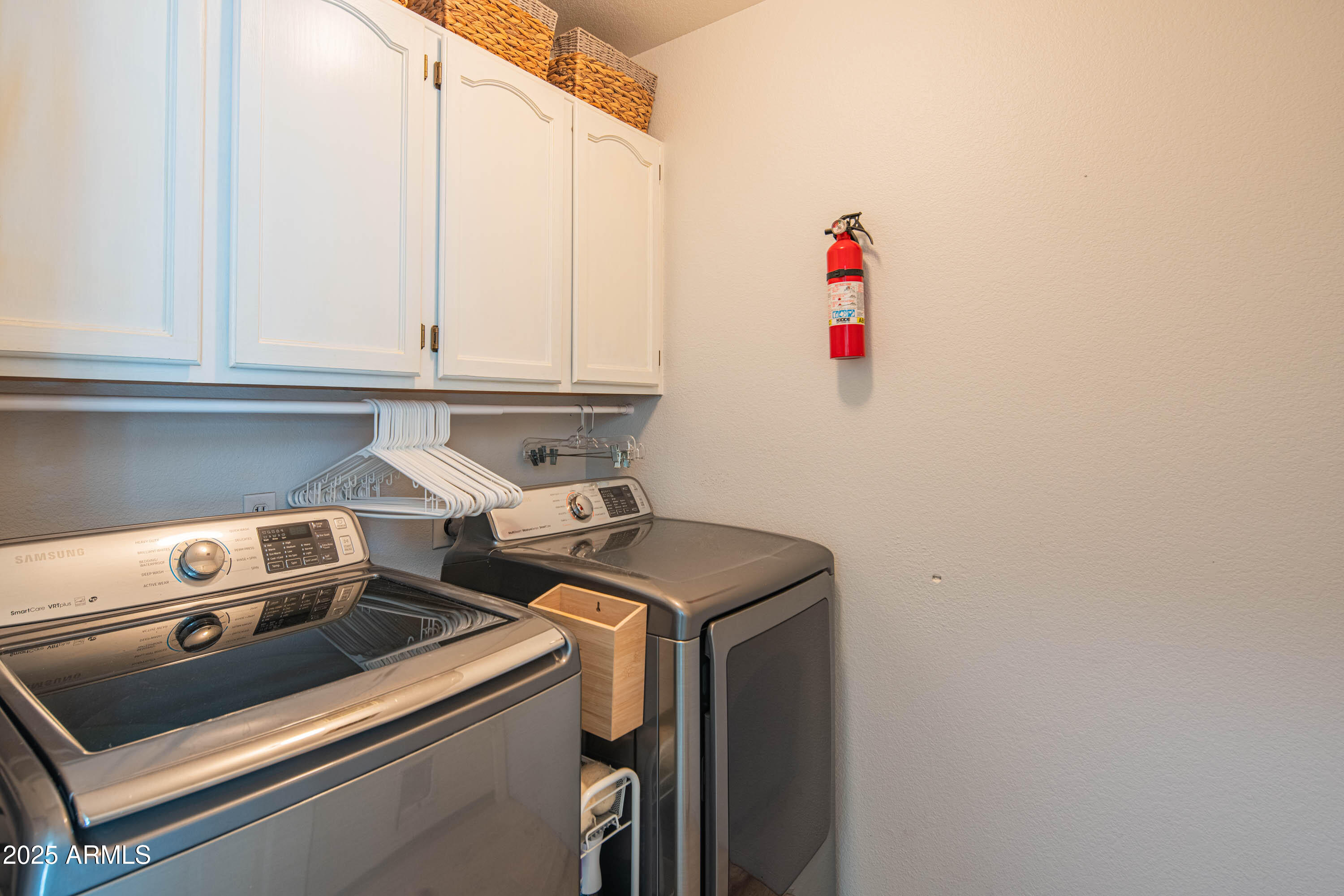 4550 E CHARLESTON Avenue