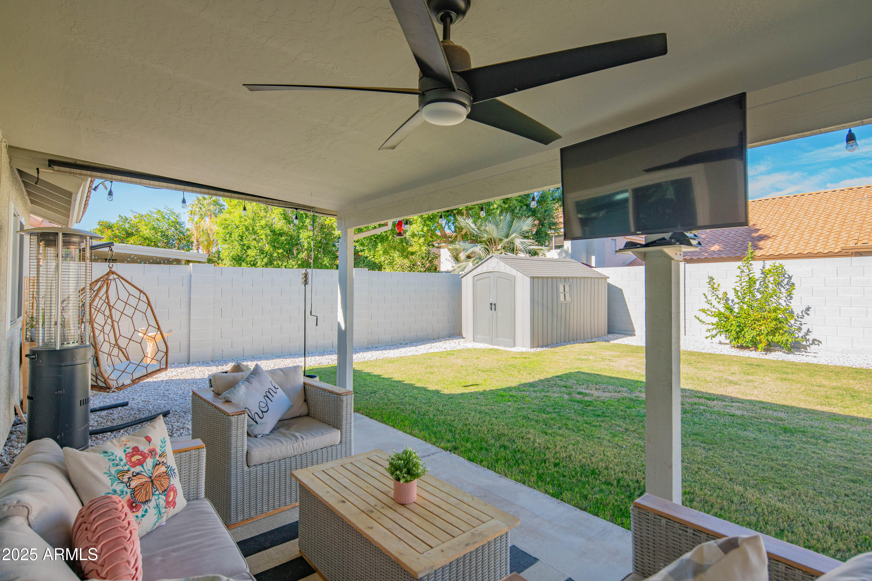 4550 E CHARLESTON Avenue