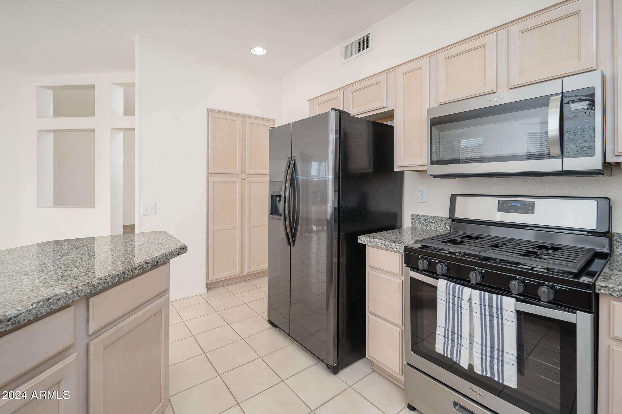 22701 N DUSTY TRAIL Boulevard