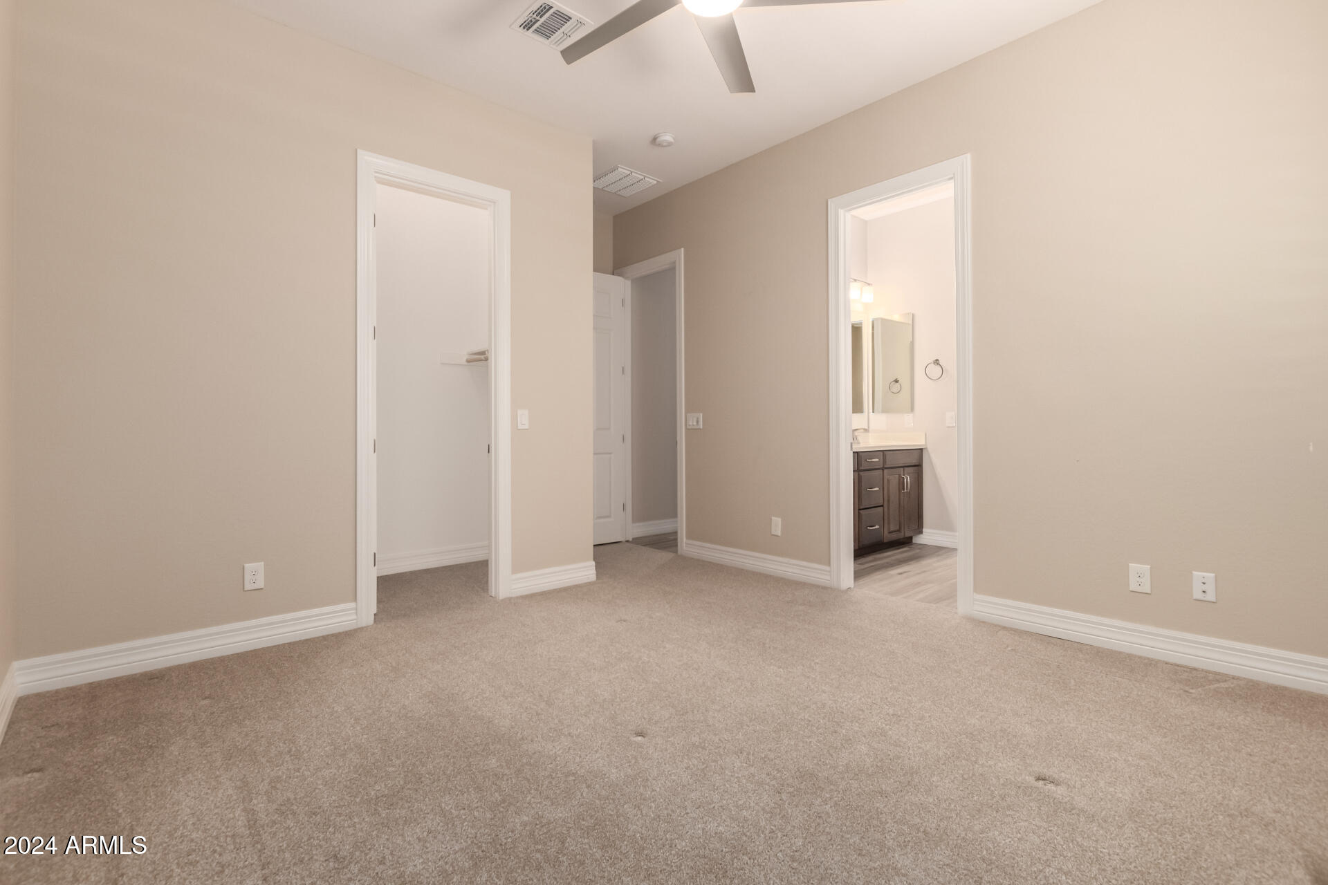 1954 E LA COSTA Drive