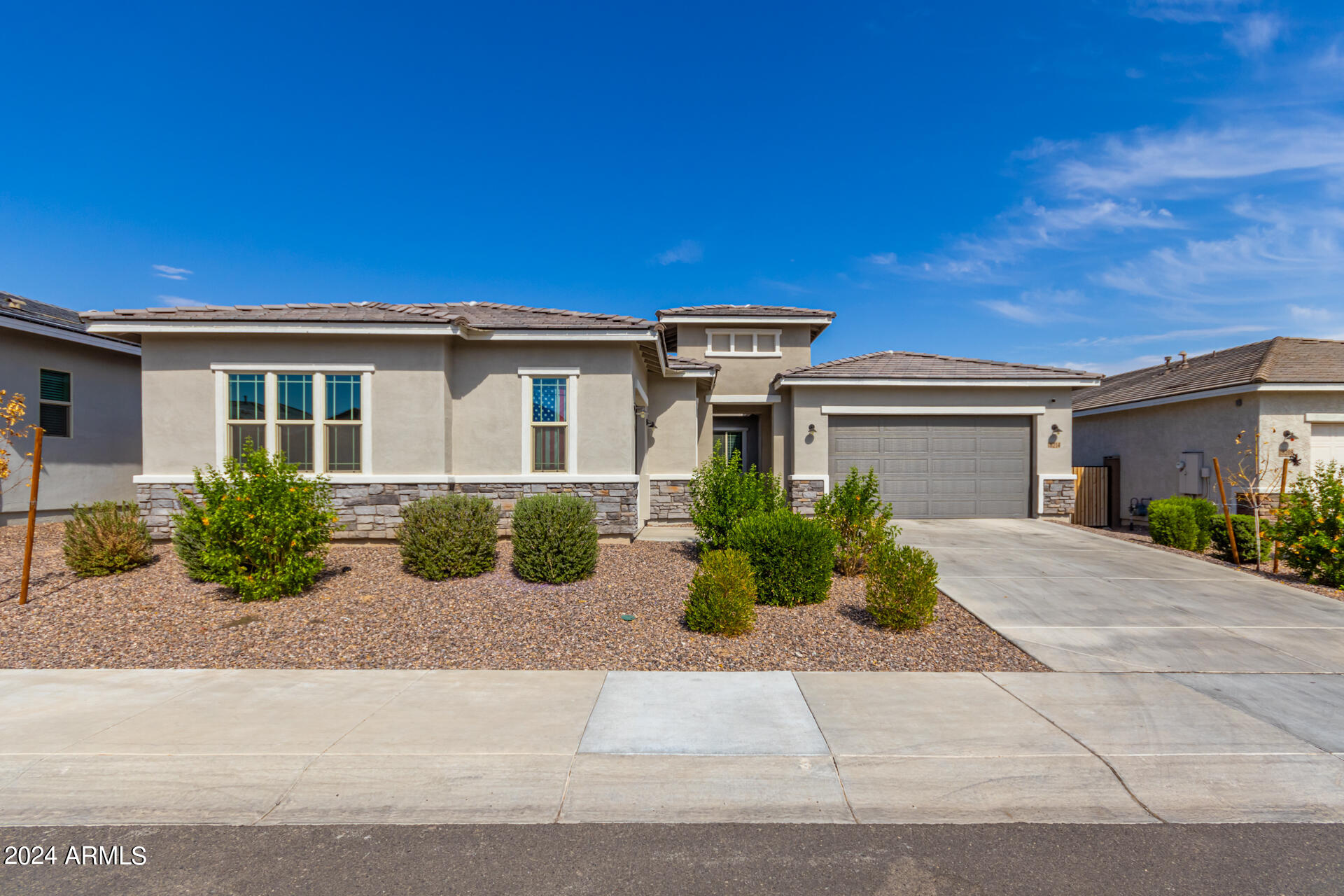 18214 W MEDLOCK Drive