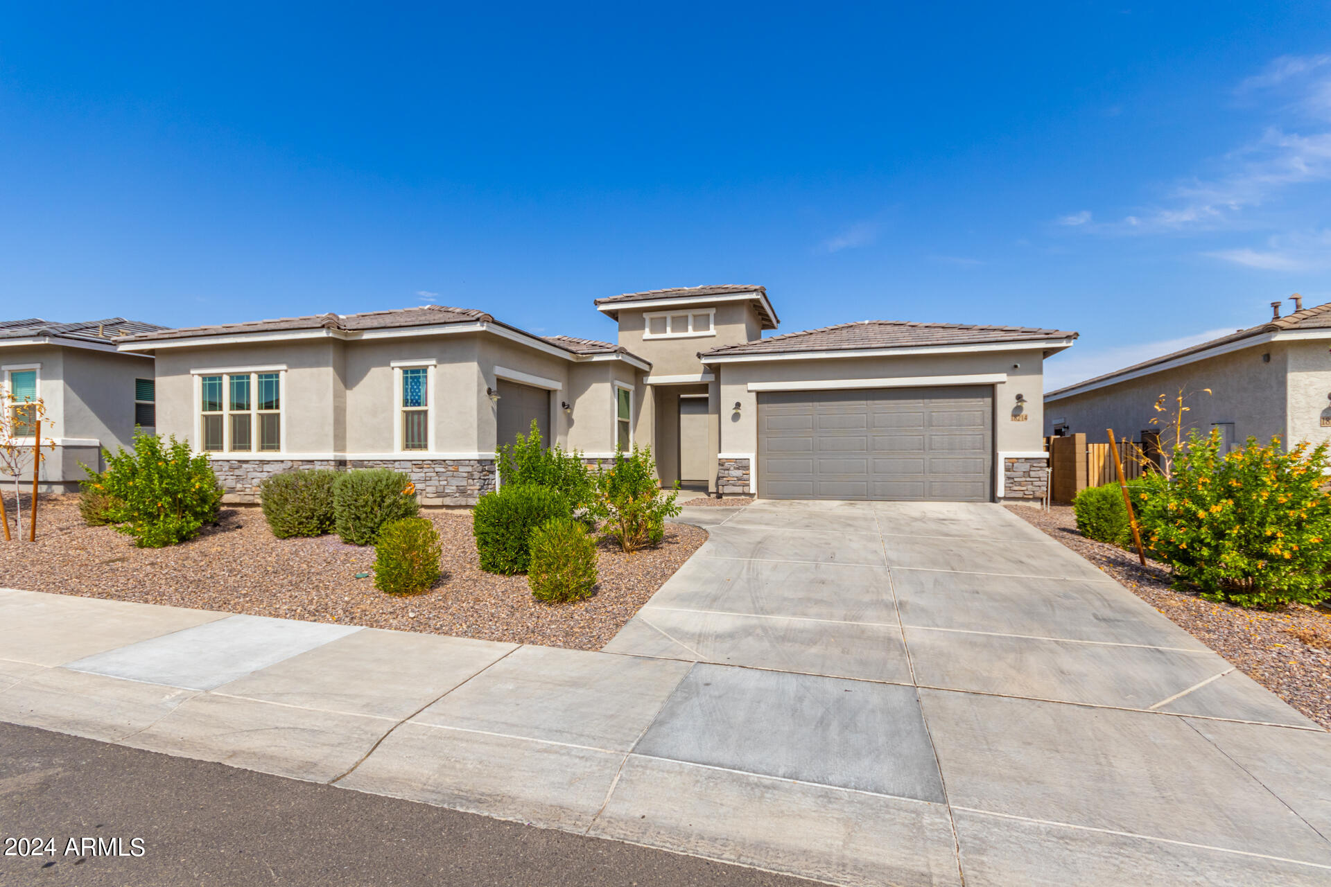18214 W MEDLOCK Drive