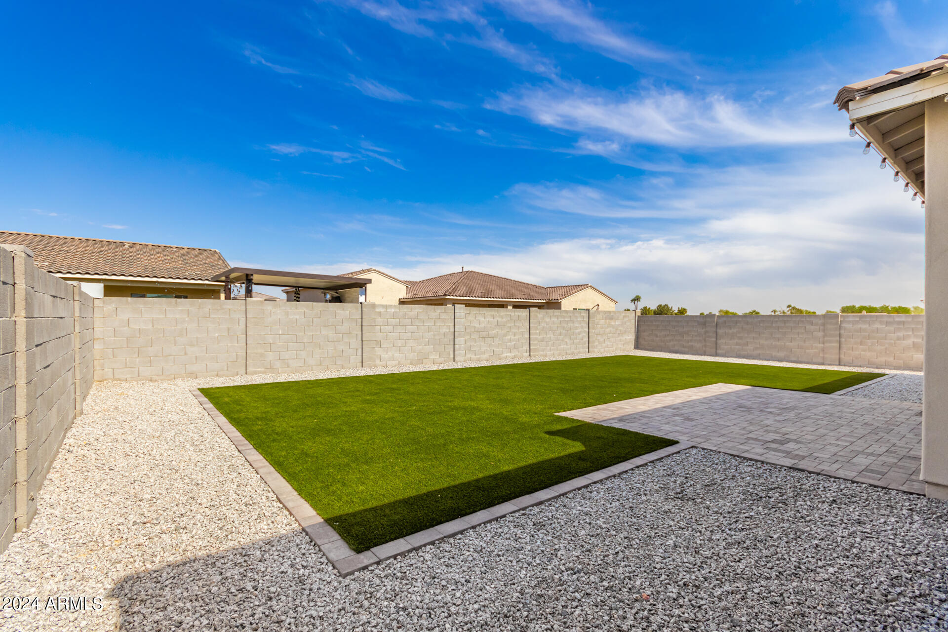 18214 W MEDLOCK Drive