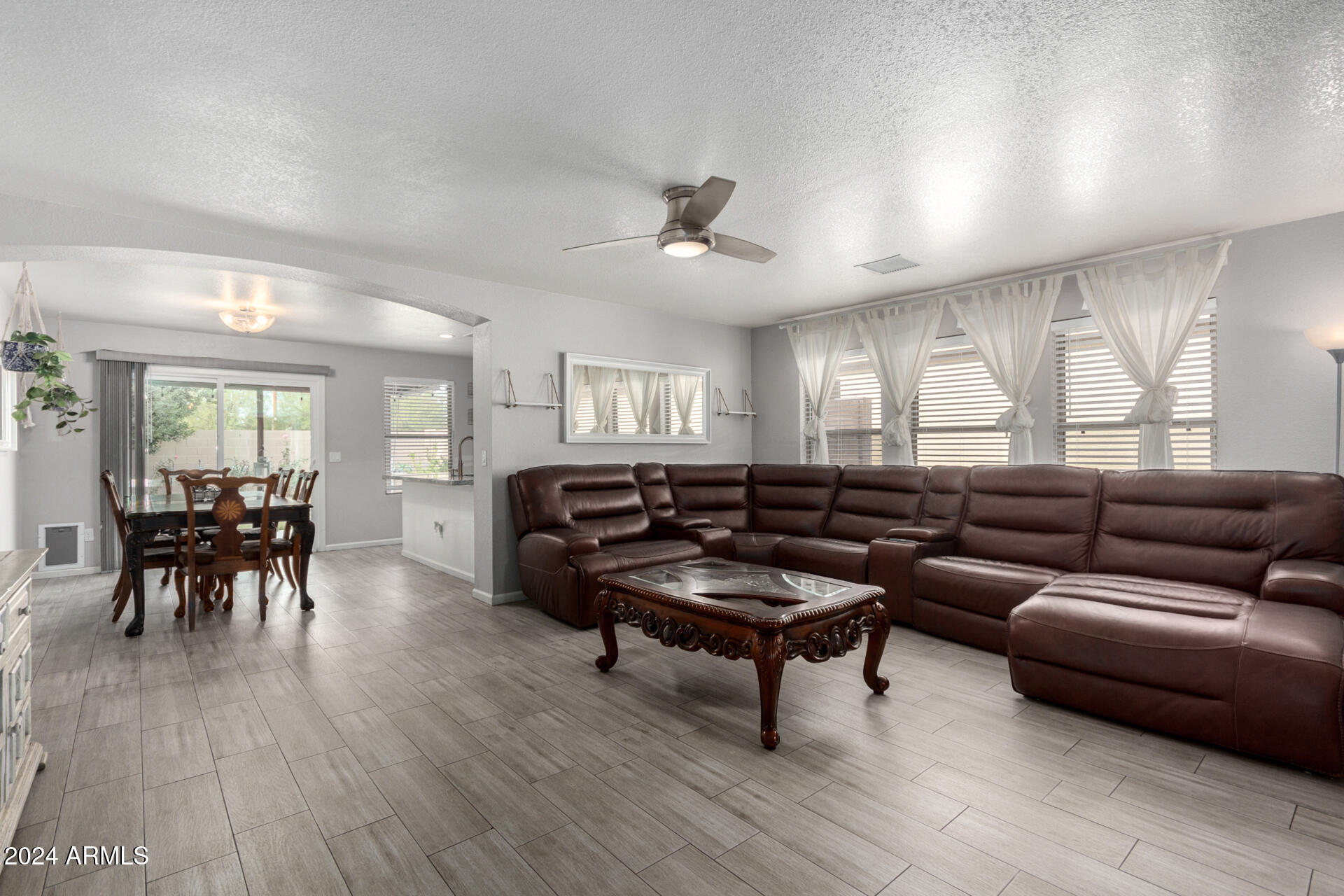 102 S VALLE VERDE --