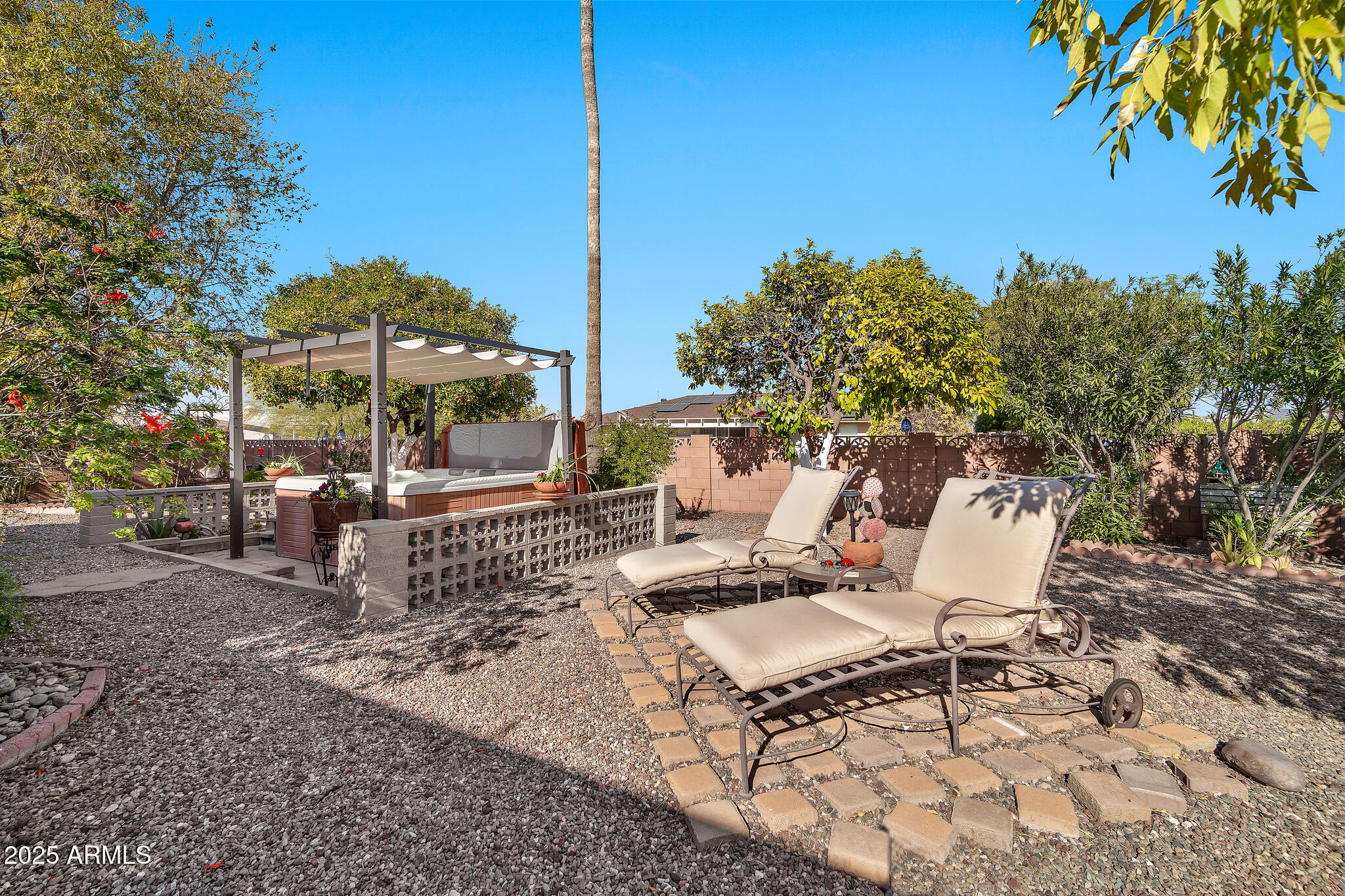 10702 W MANZANITA Drive