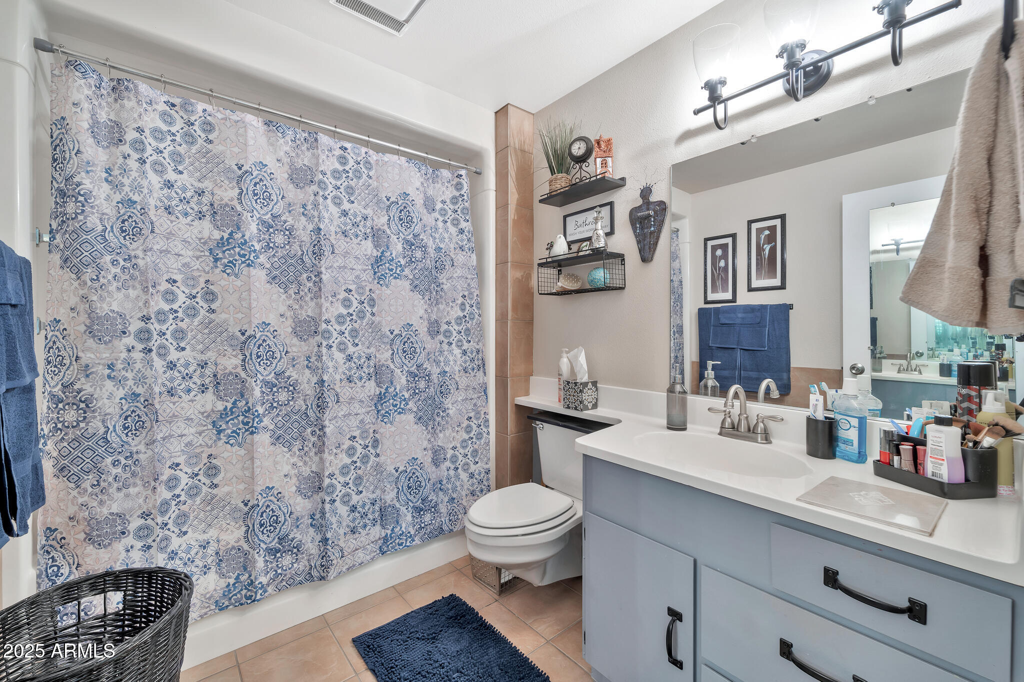 10702 W MANZANITA Drive