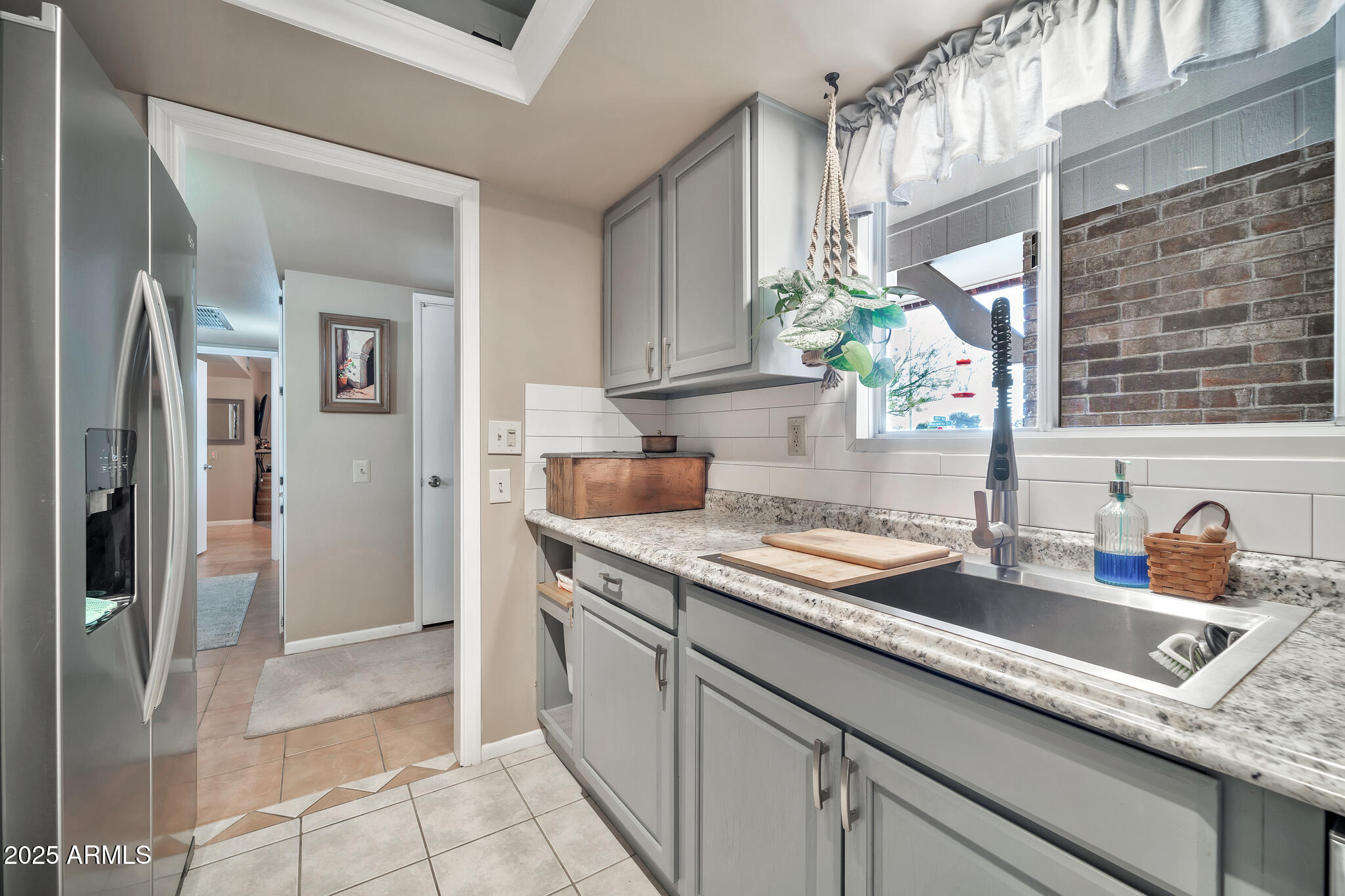 10702 W MANZANITA Drive