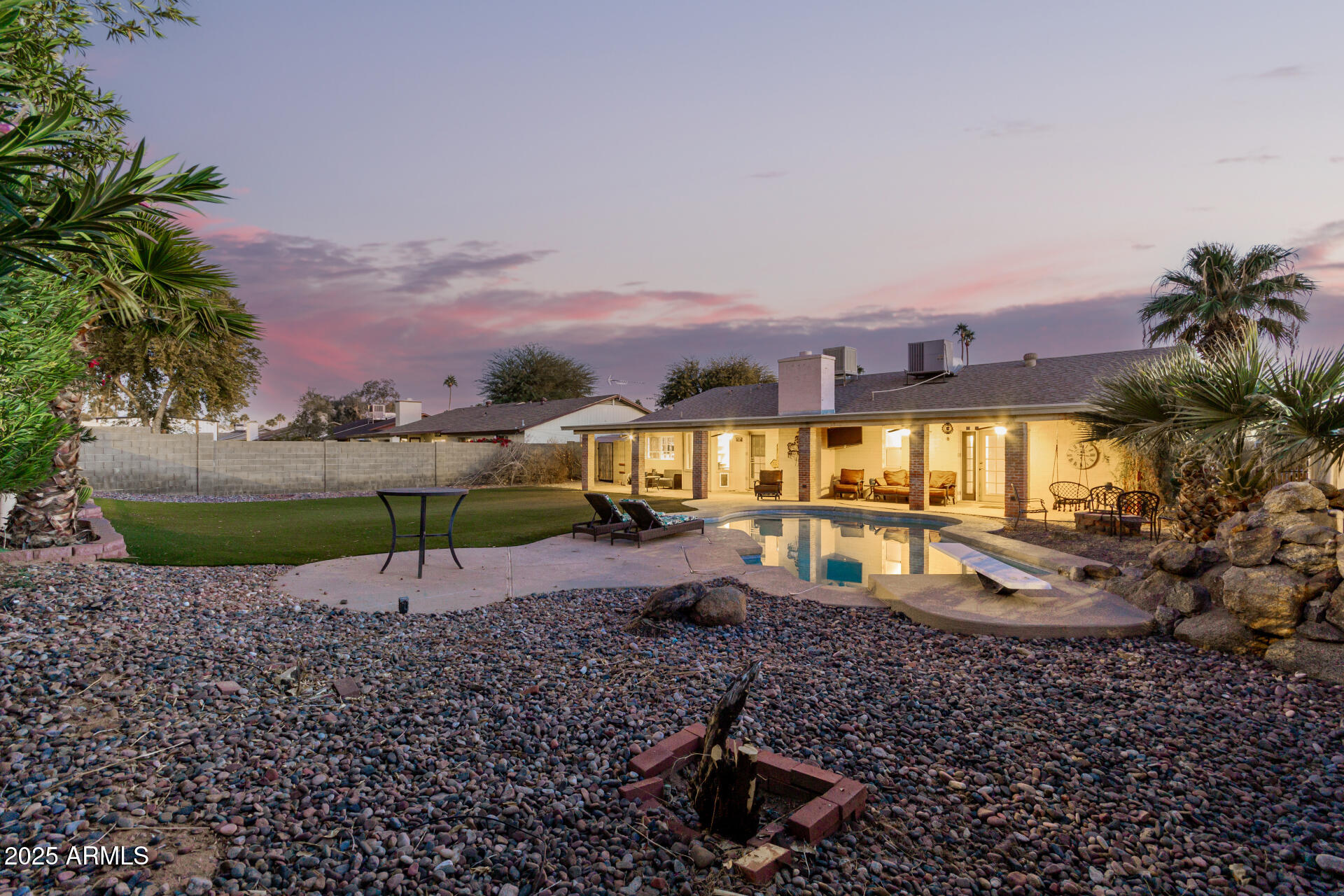 4440 E JUNIPER Avenue