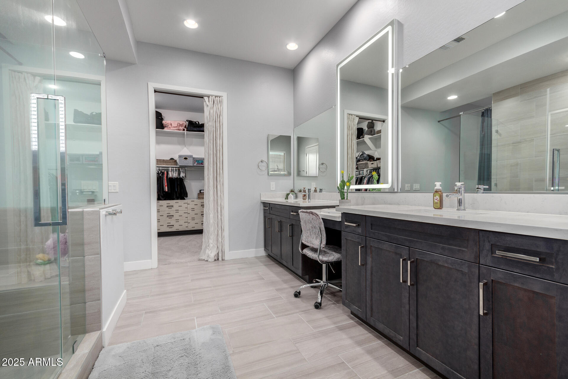 1312 W CALLE LUNA --