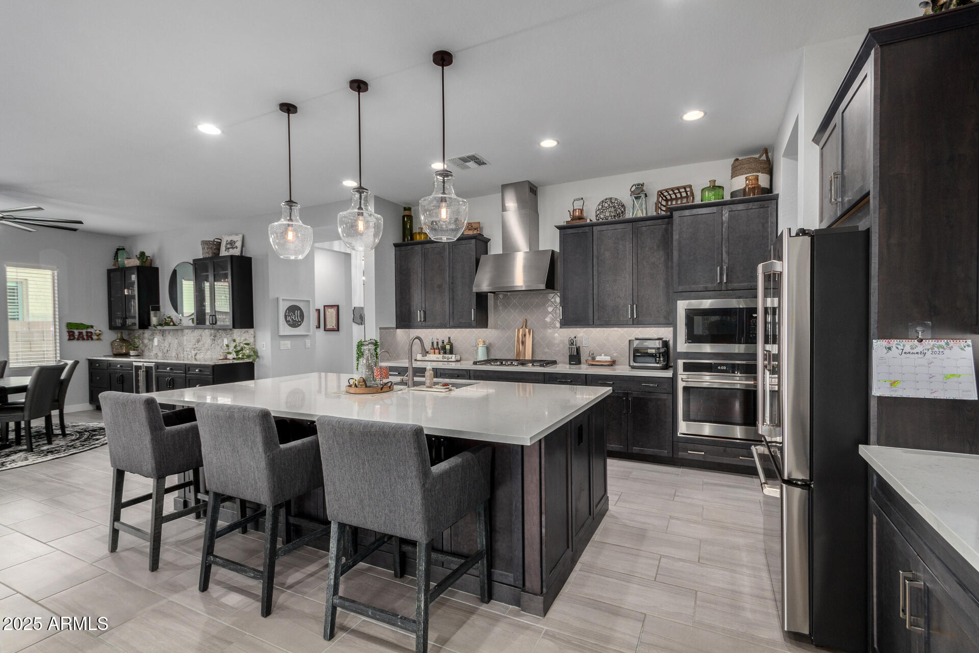 1312 W CALLE LUNA --