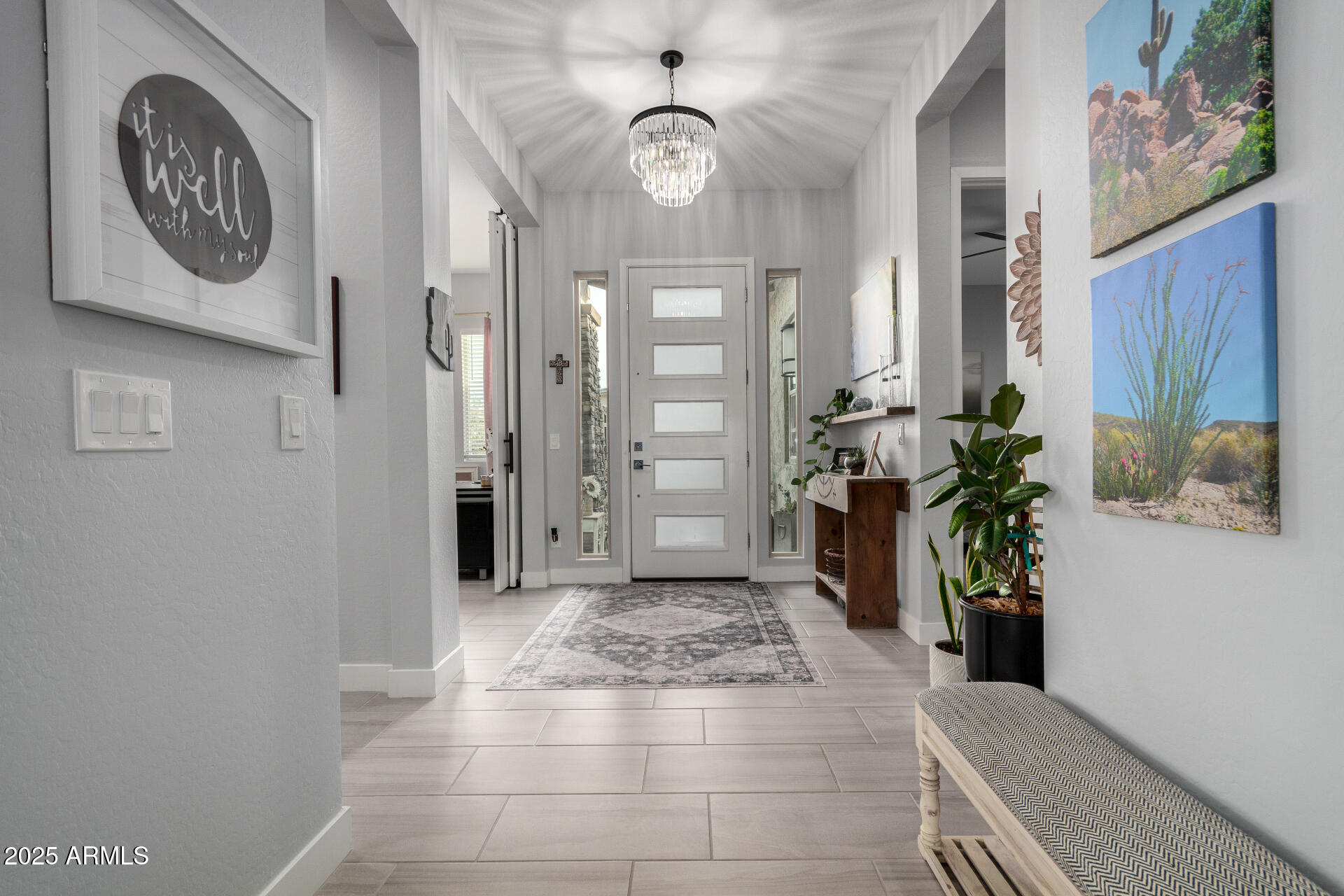 1312 W CALLE LUNA --