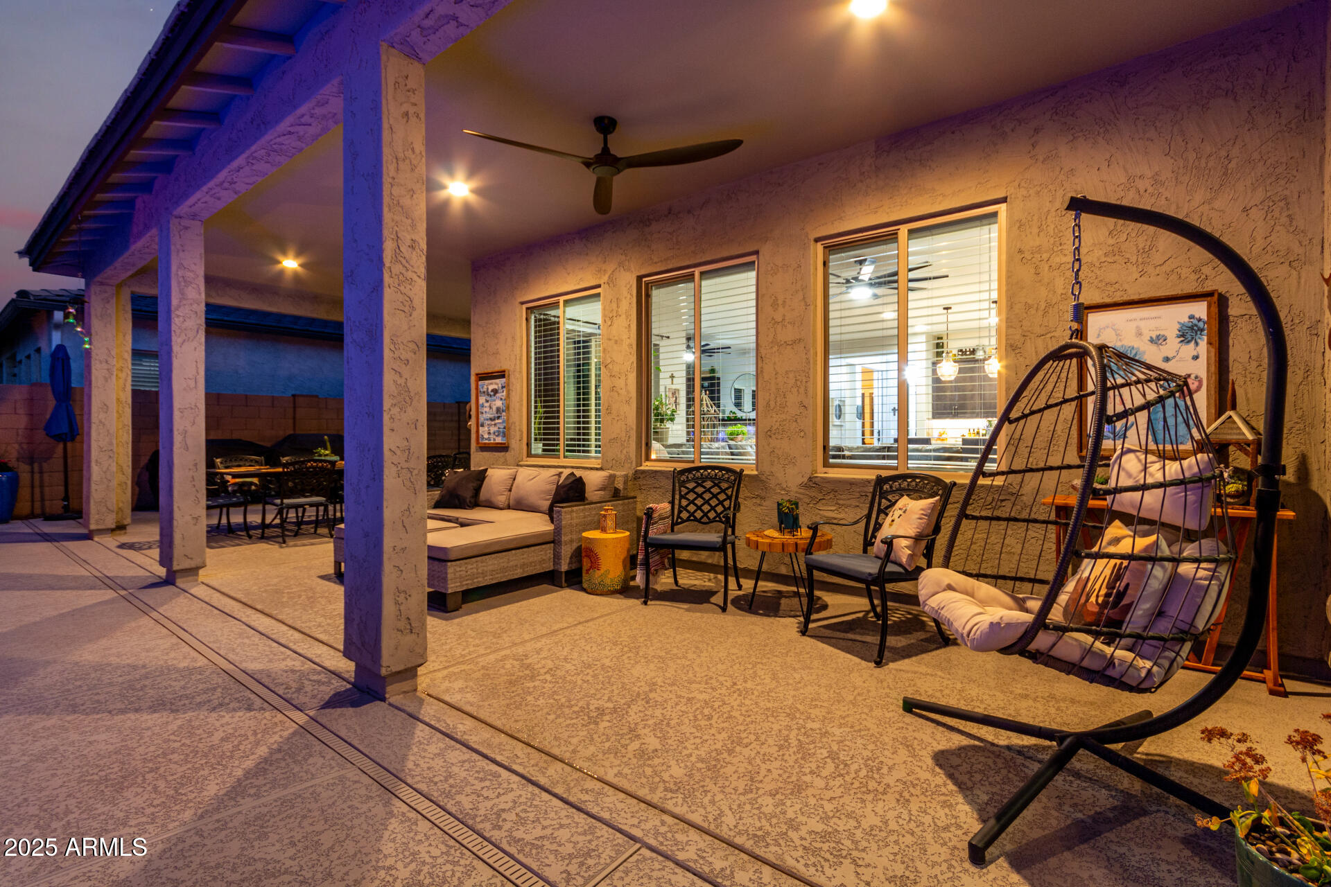 1312 W CALLE LUNA --