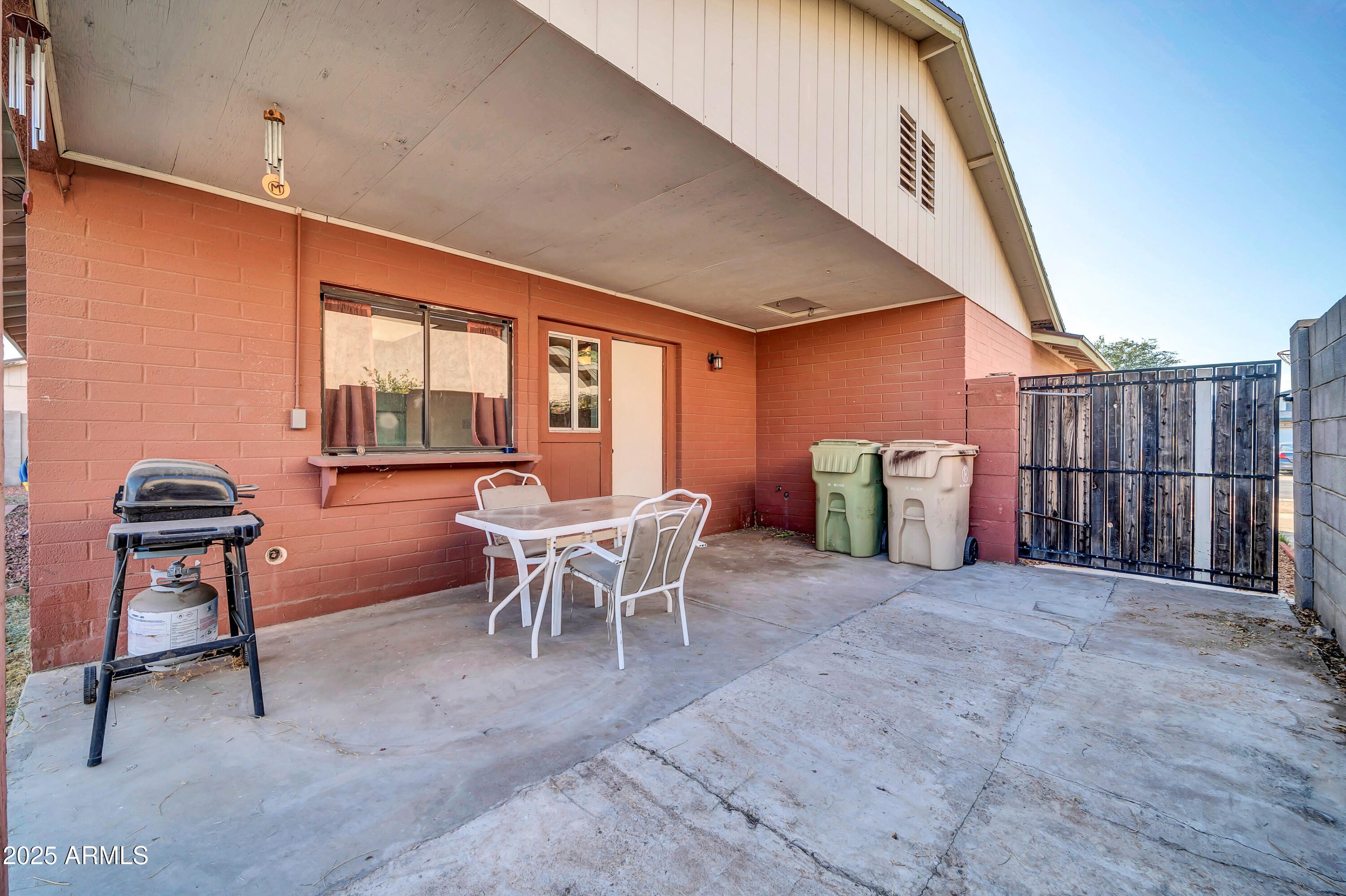6934 W ORANGE Drive
