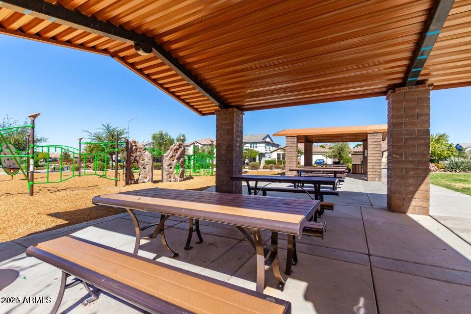 1333 N Balboa --