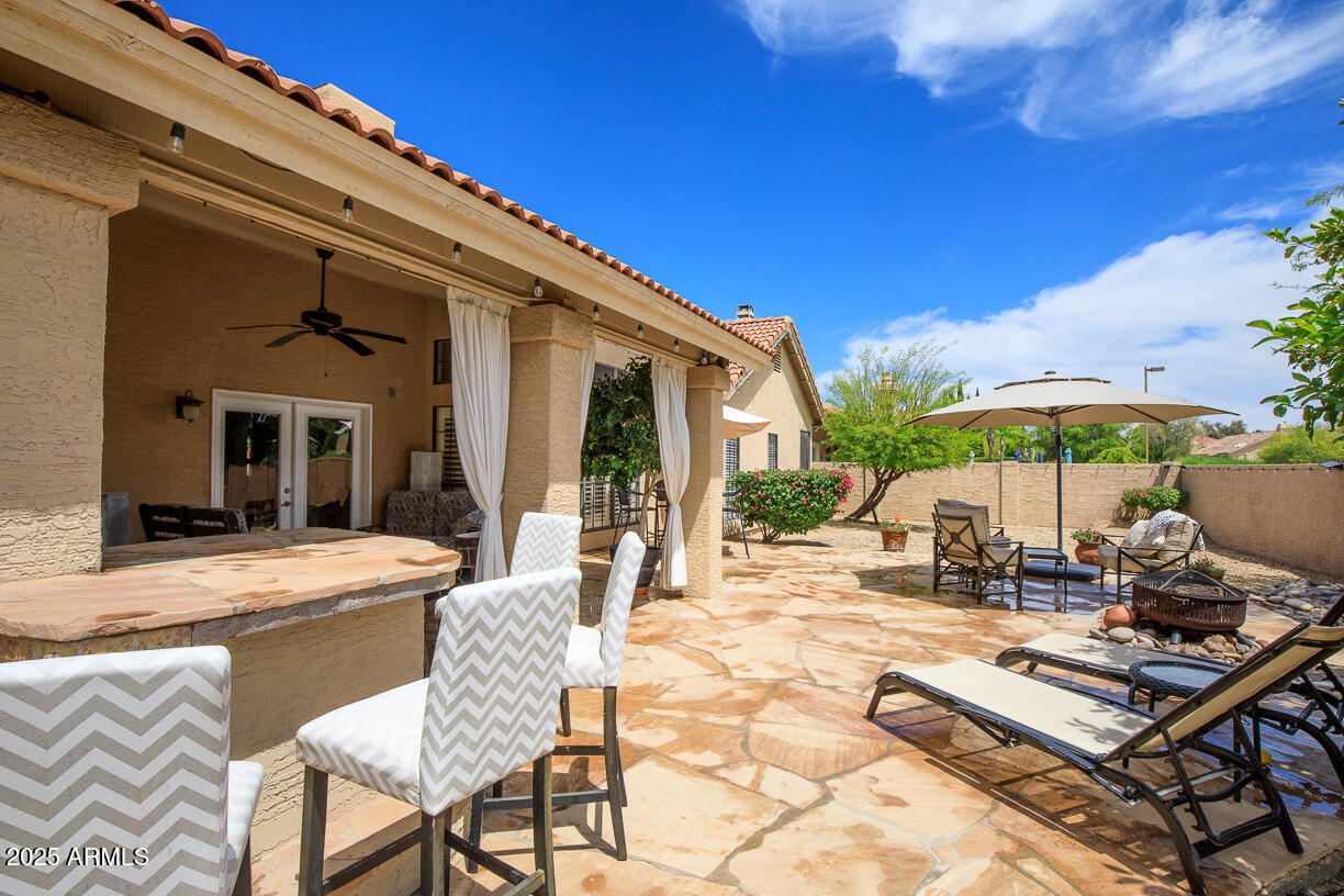 10043 E DREYFUS Avenue