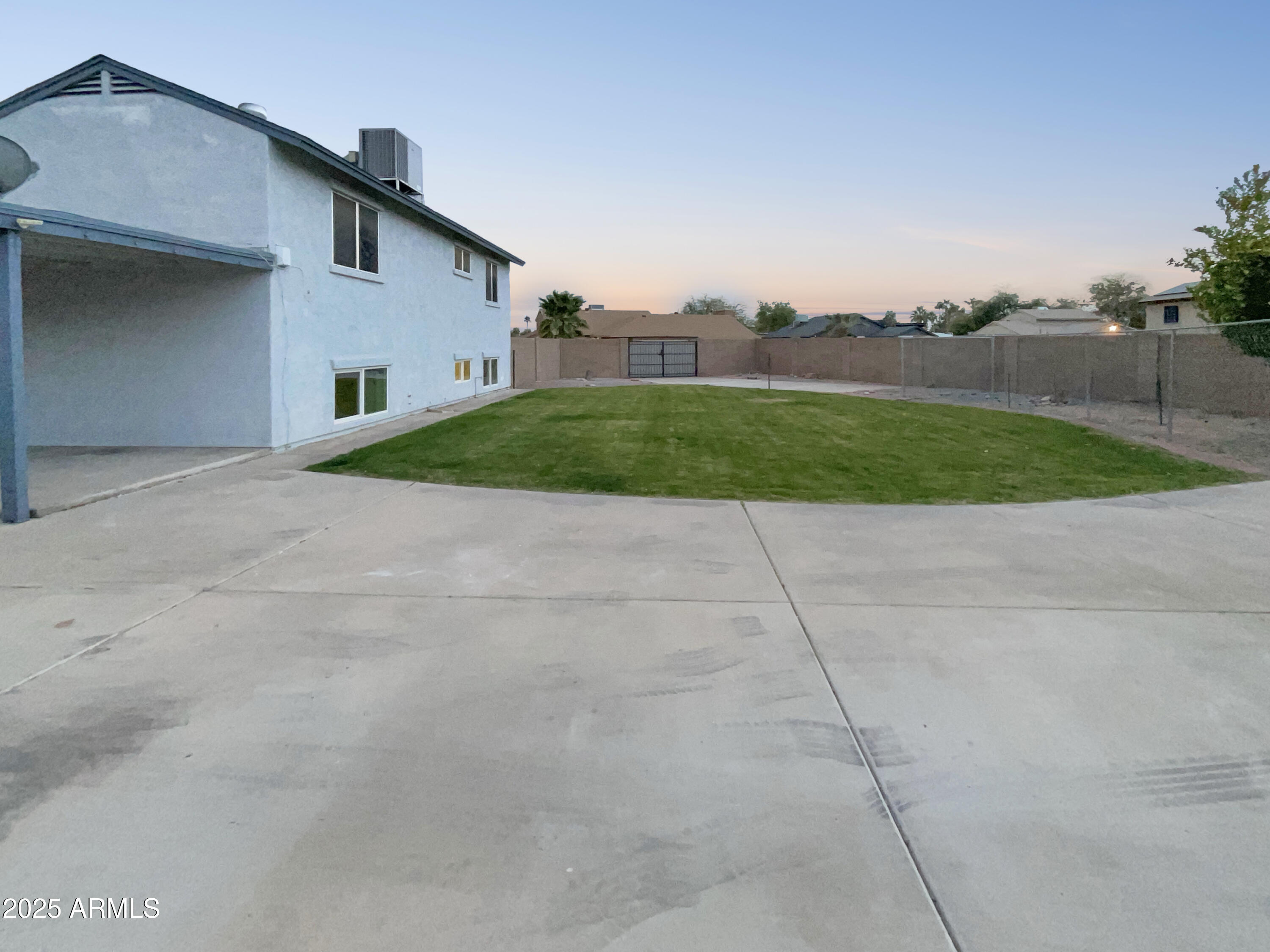 19002 N 47TH Drive