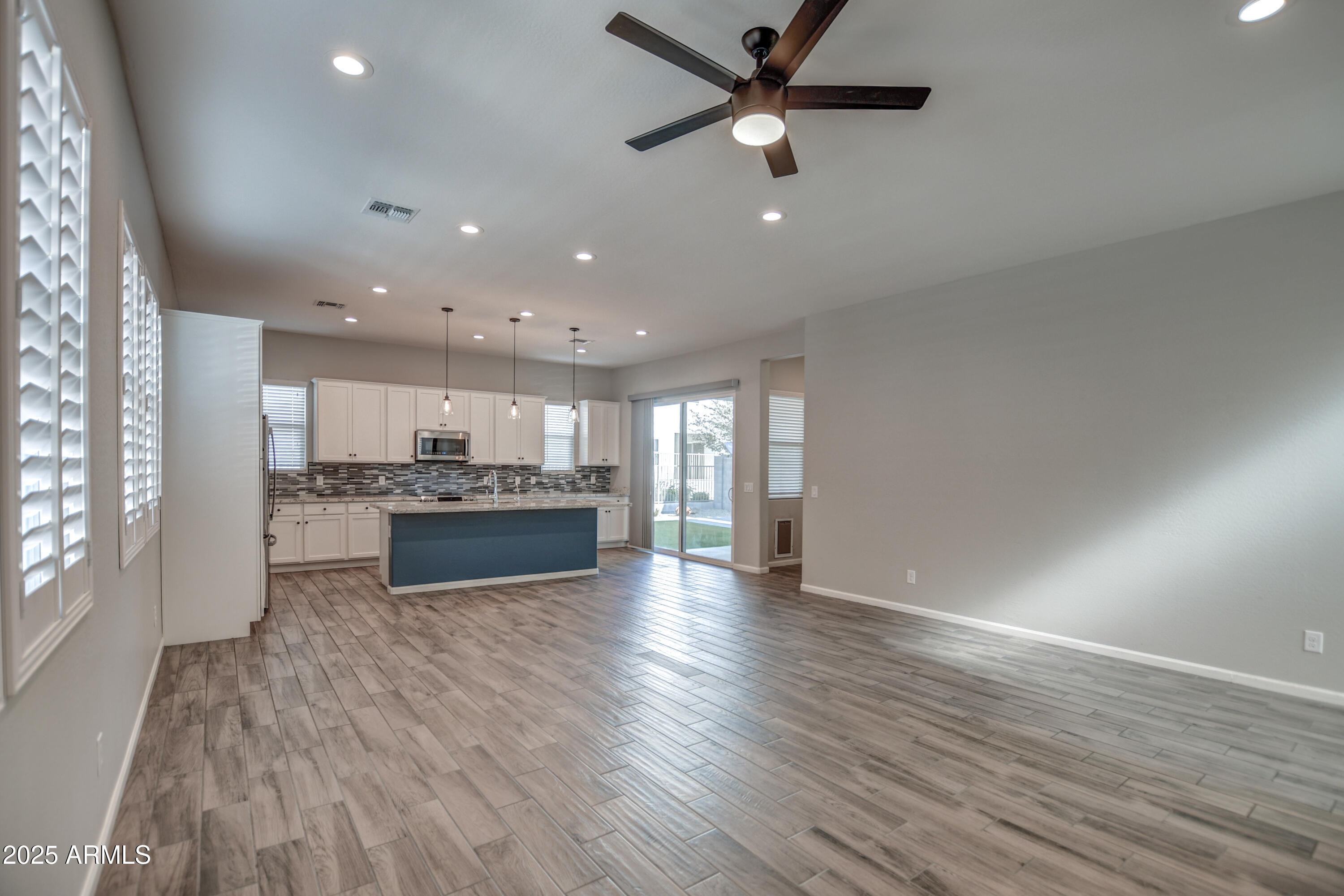 371 N 157th Lane