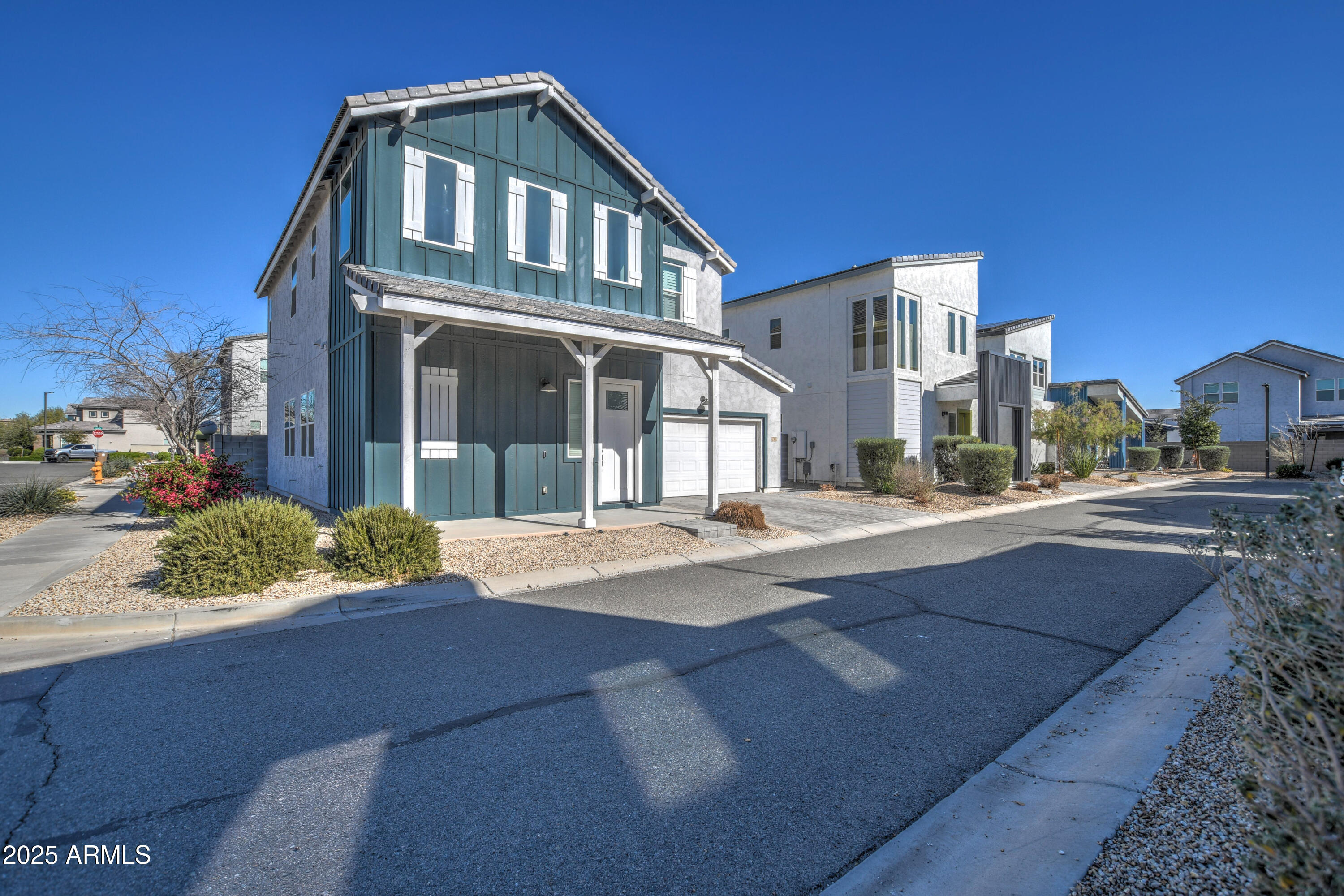 371 N 157th Lane