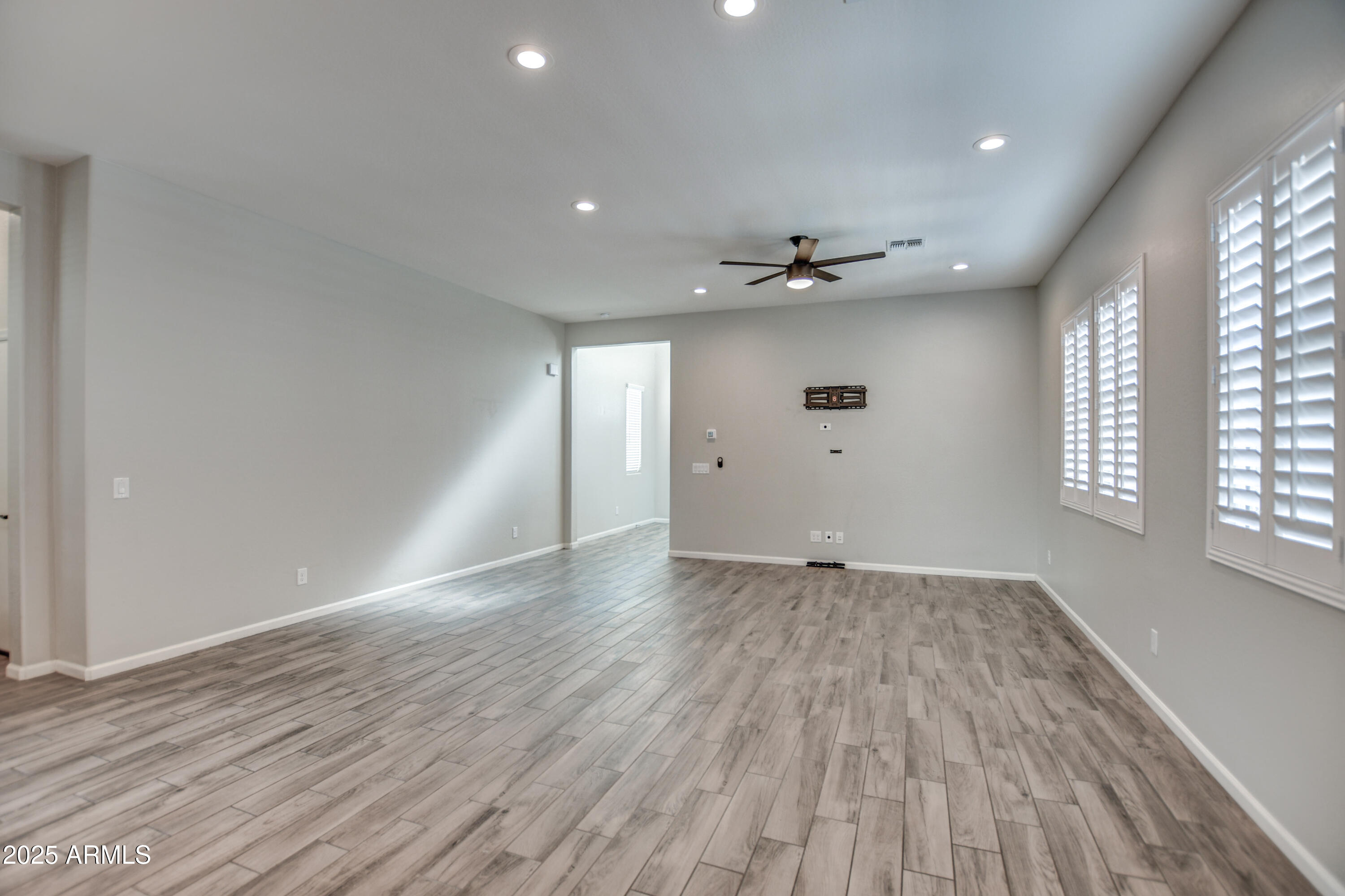 371 N 157th Lane