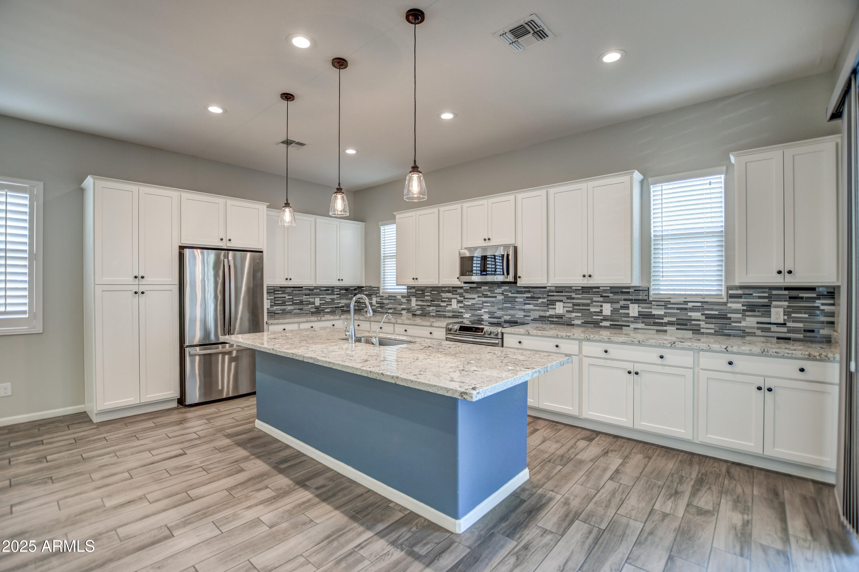 371 N 157th Lane